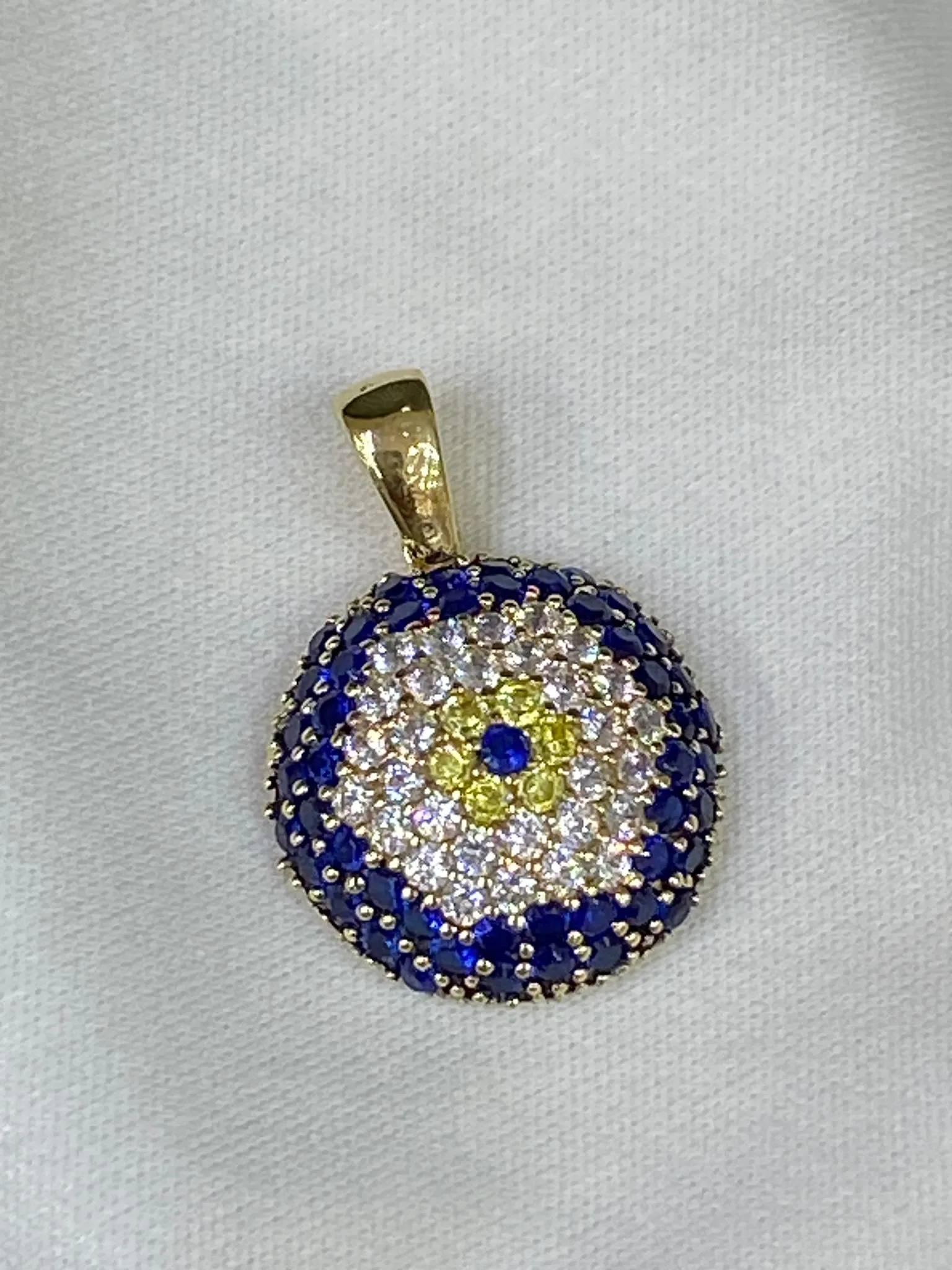 Favori Marka Sosyete Gözü Model Uç