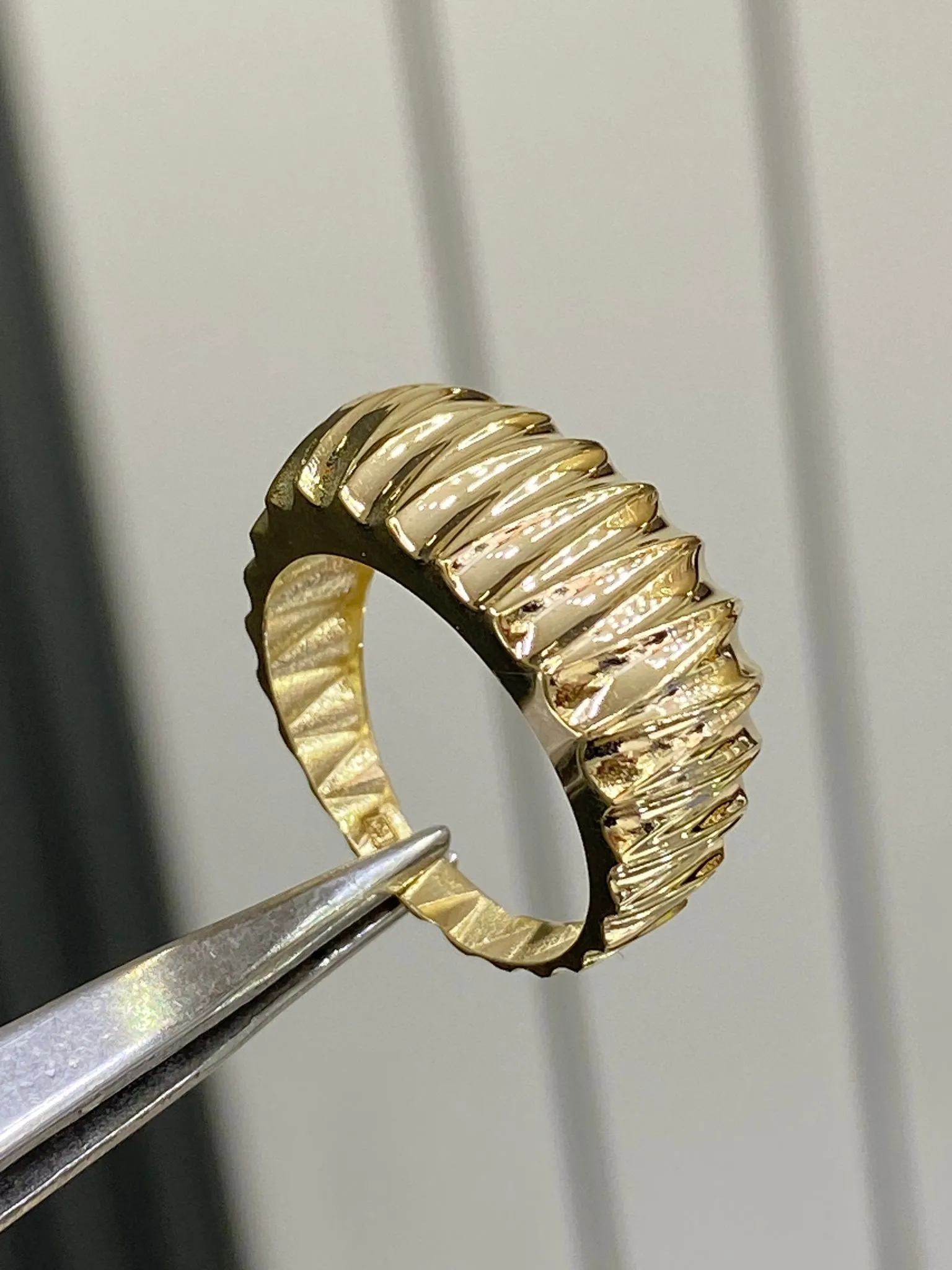 Favori Marka İstiridye Model Yüzük