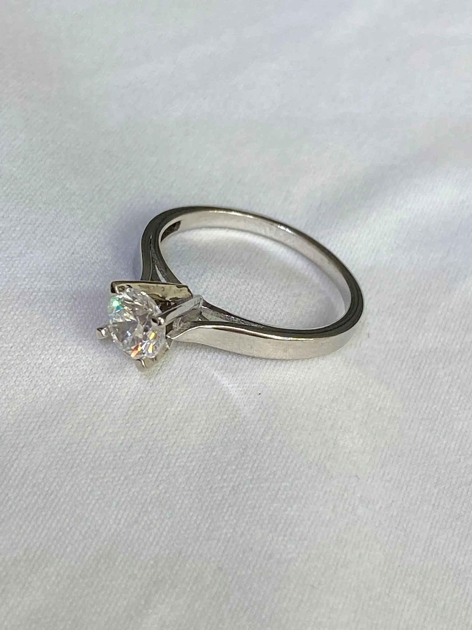 Favori Marka Tektaş Model Yüzük