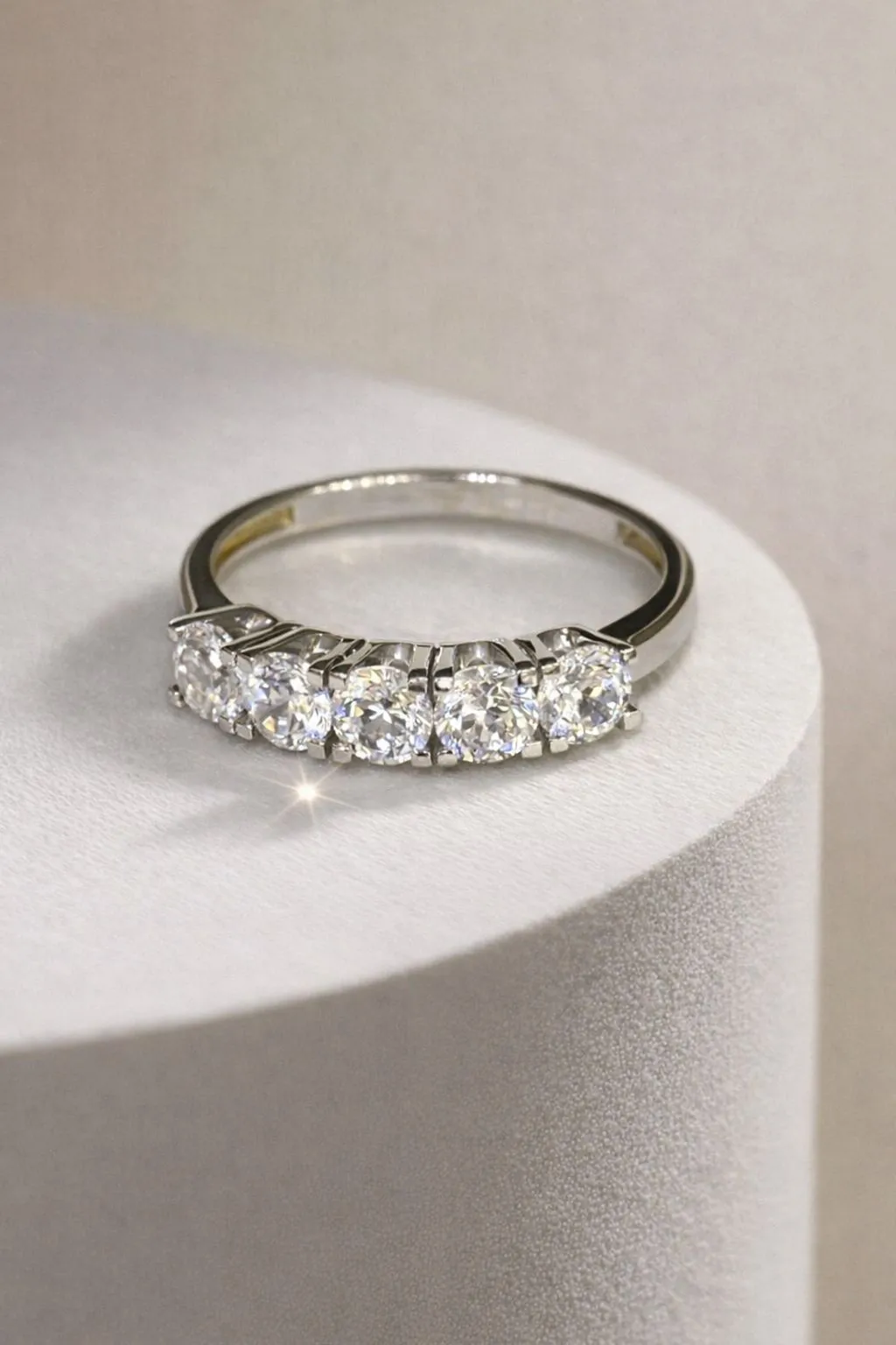 Favori Marka Beştaş Model Yüzük