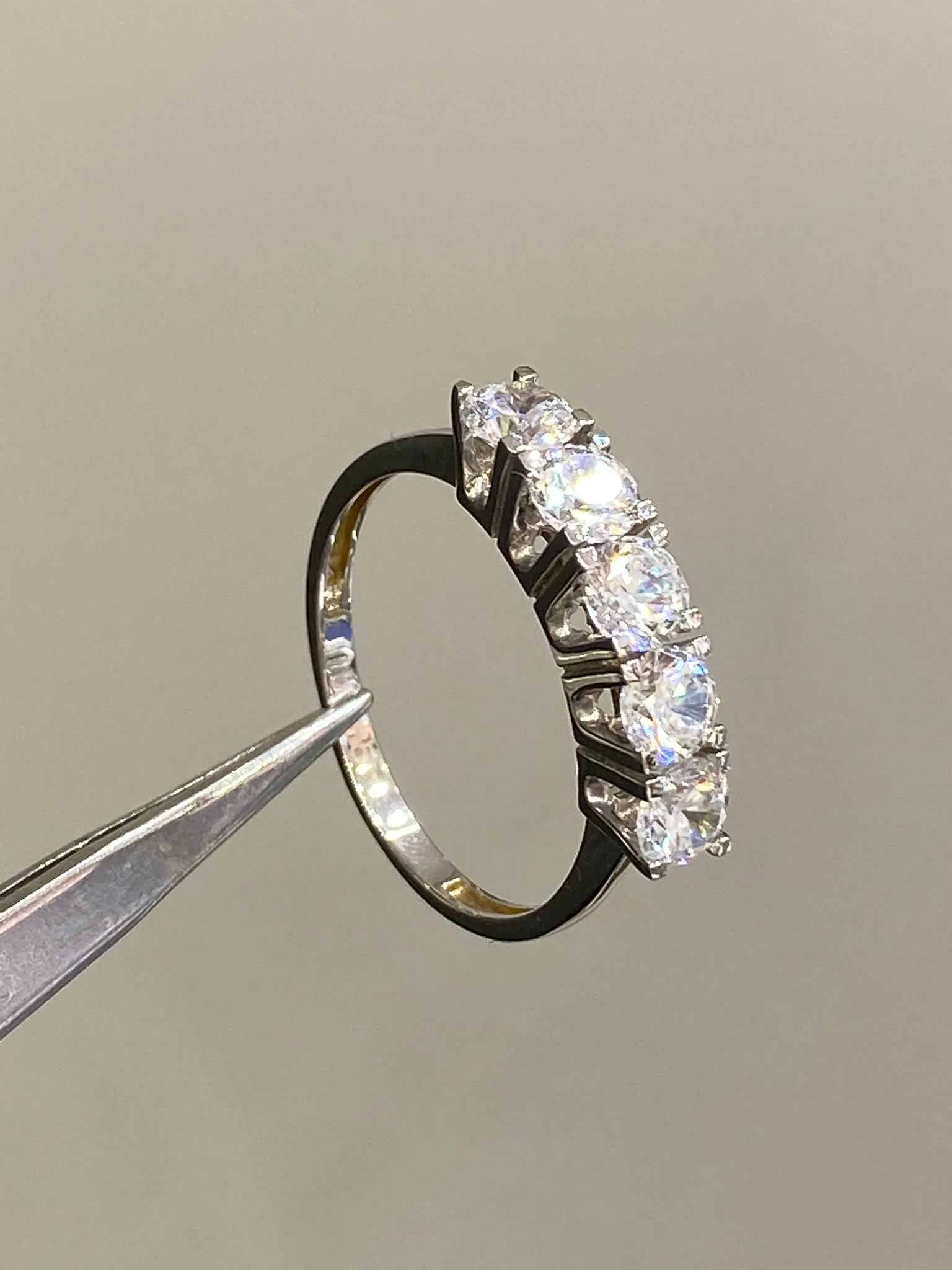 Favori Marka Beştaş Model Yüzük