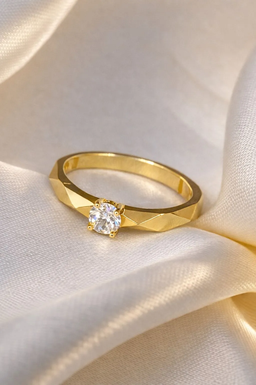 Favori Marka Tektaş Model Yüzük