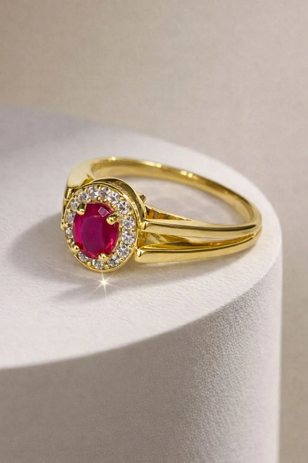 Favori Marka Çift Taraflı Renkli Taşlı Yüzük