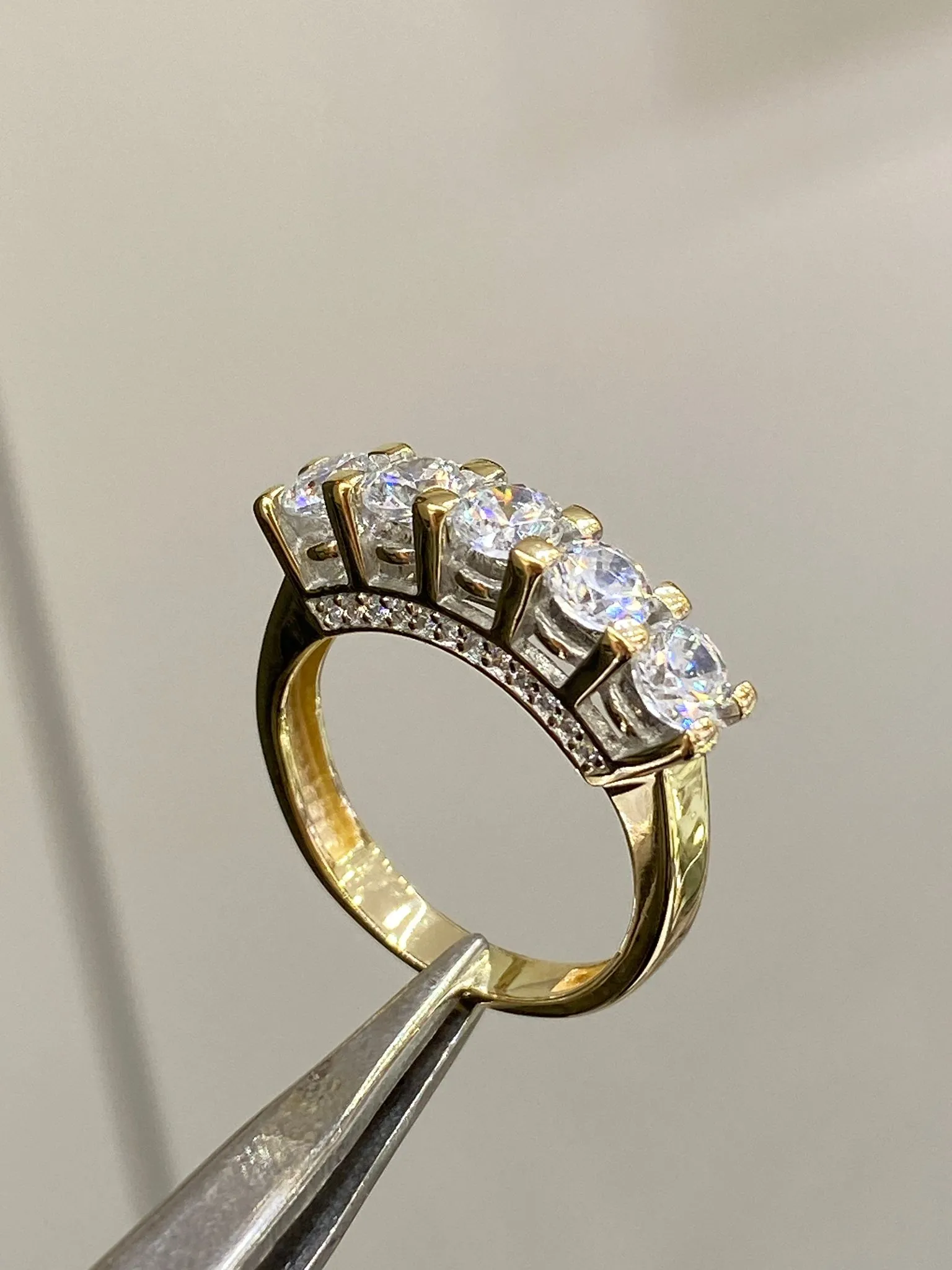 Favori Marka Beştaş Model Yüzük