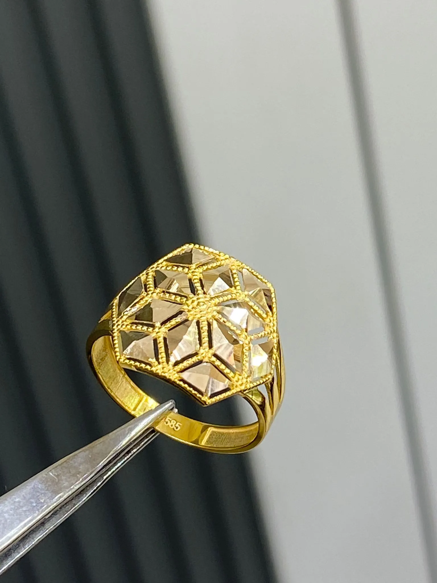 Favori Marka Kalem İşleme Model Yüzük