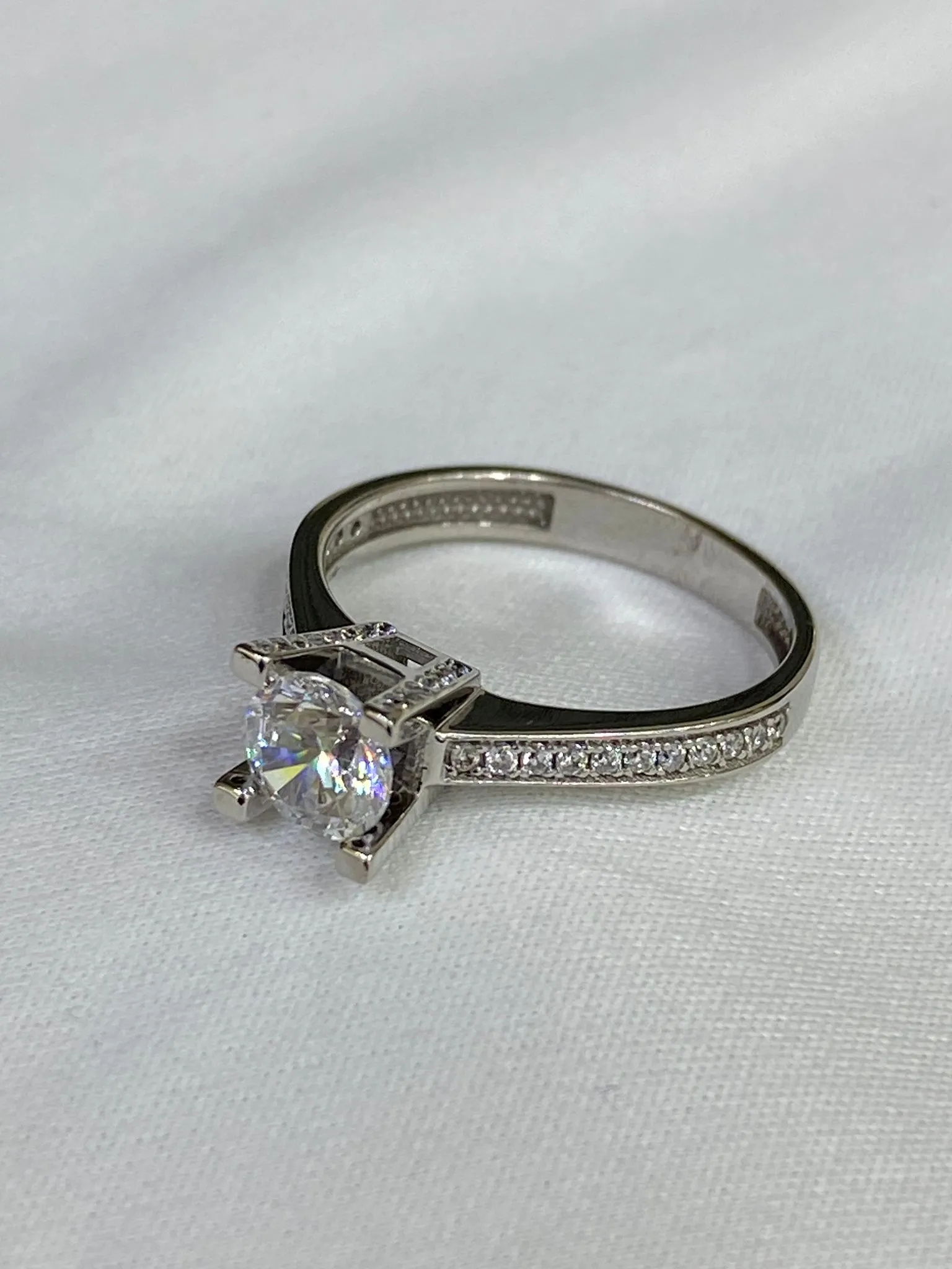 Favori Marka Tektaş Model Yüzük