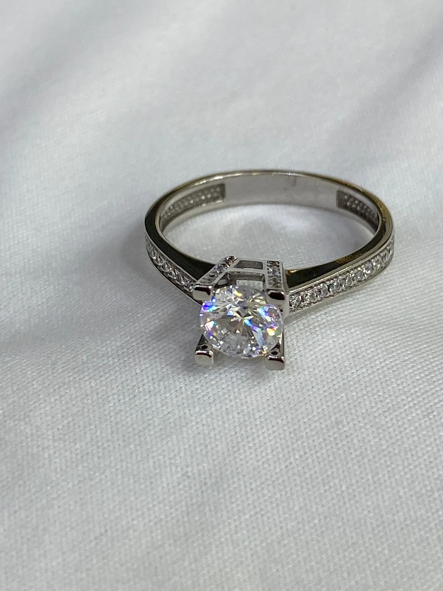 Favori Marka Tektaş Model Yüzük