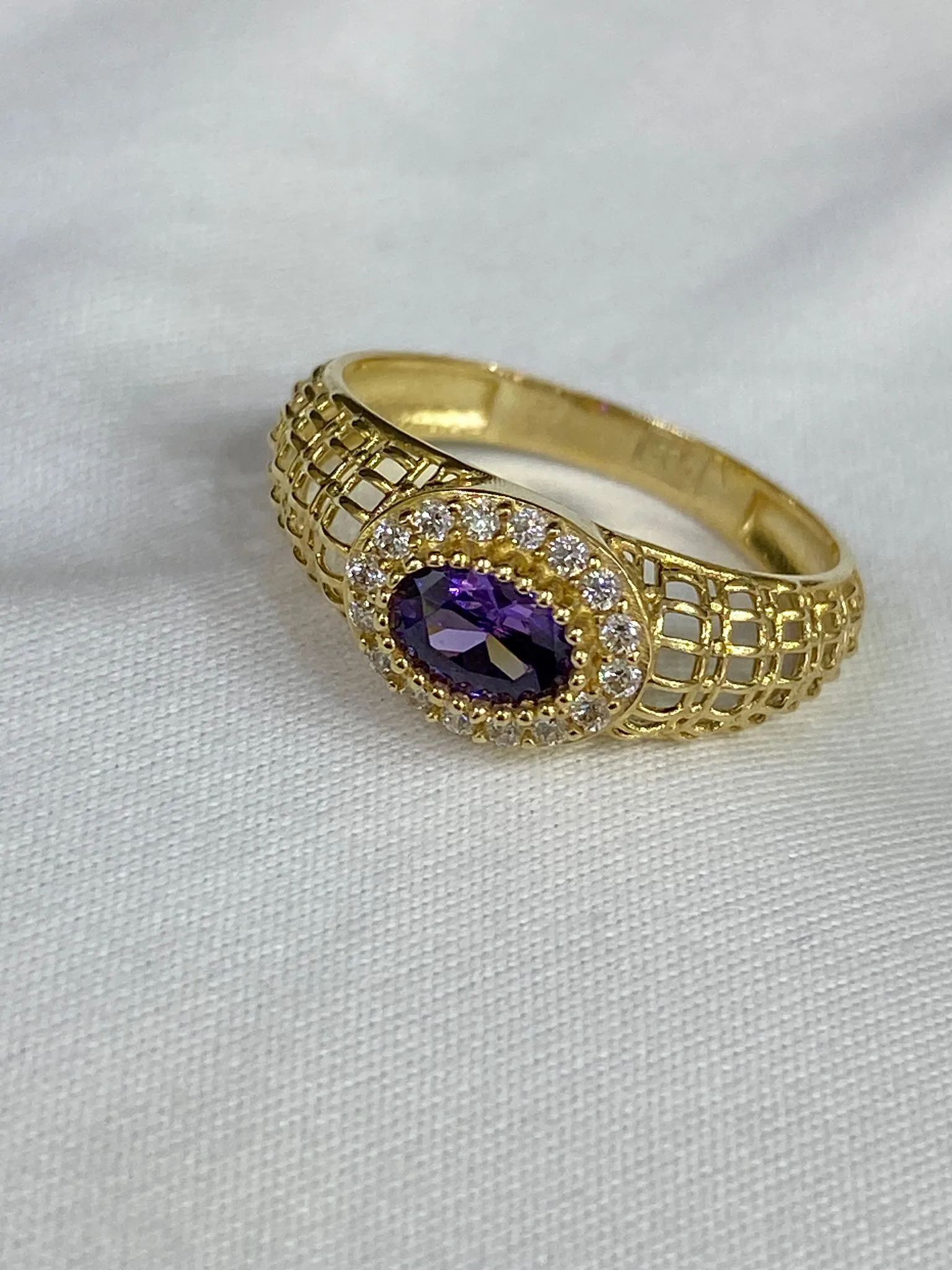 Favori Marka Mor Taşlı İtalyan Model Yüzük