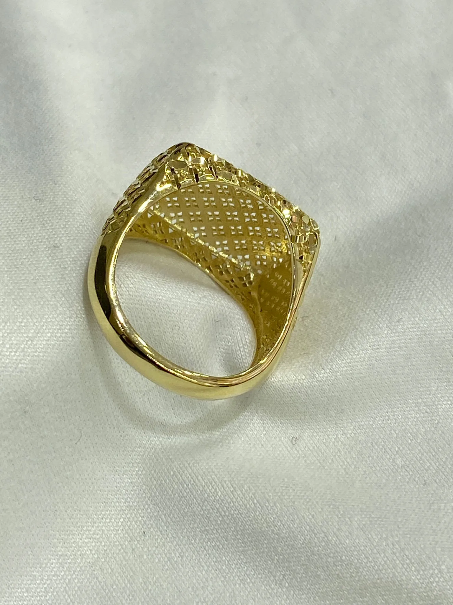 Favori Marka Kalemli Model Yüzük