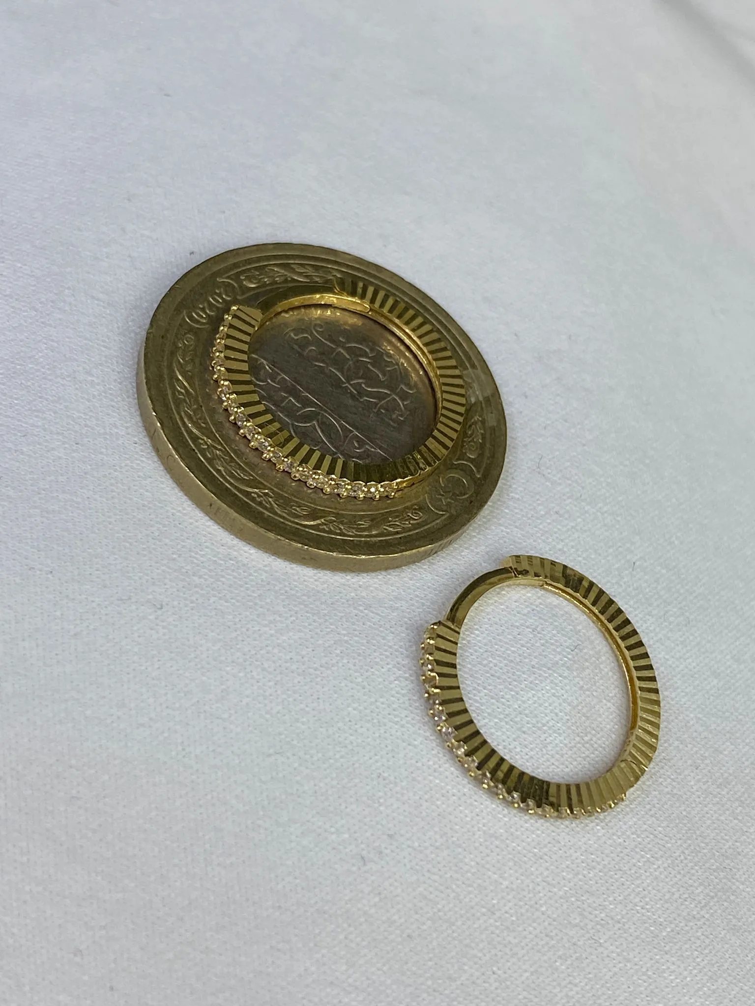 Favori Marka İtalyan Model Halka Küpe