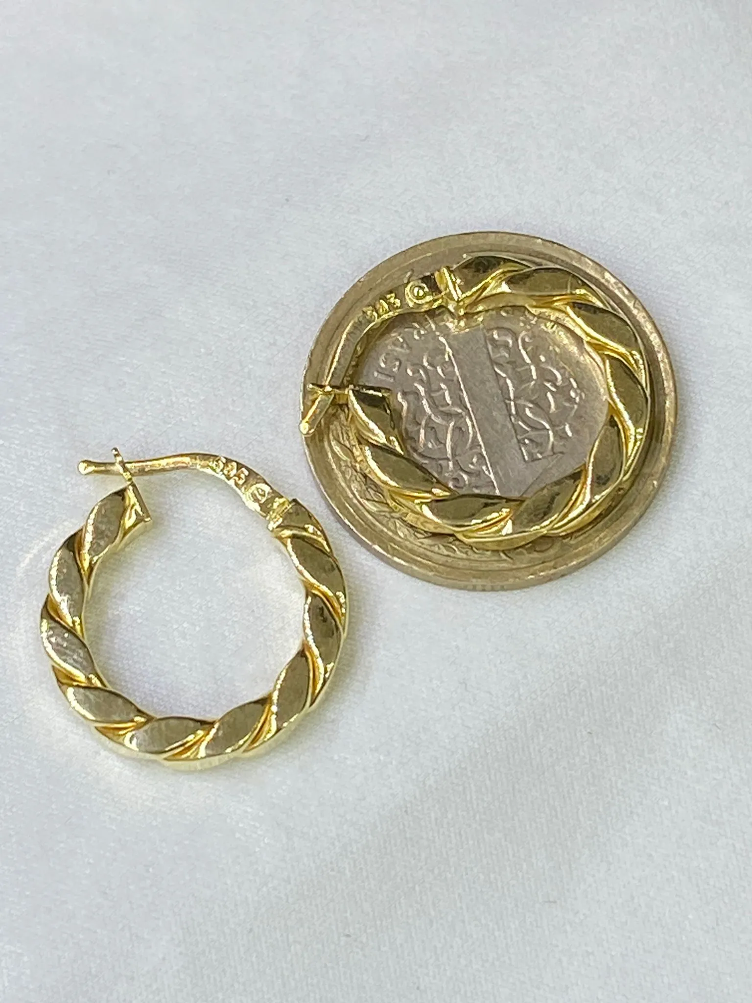 Favori Marka Halka Model Küpe