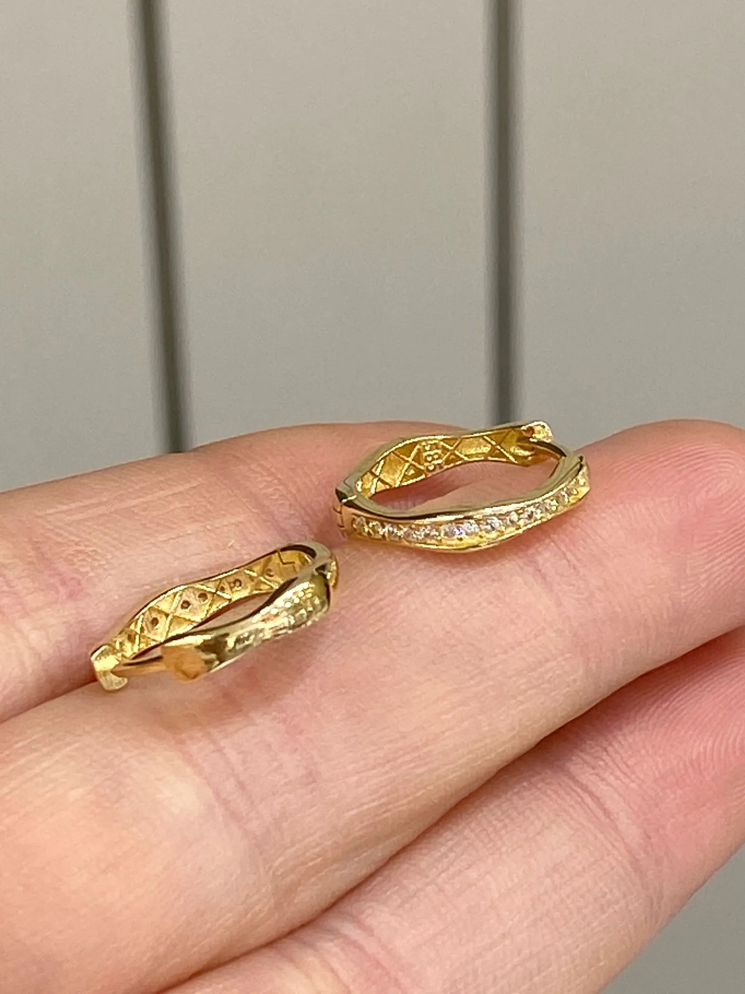 Favori Marka İtalyan Model Küpe