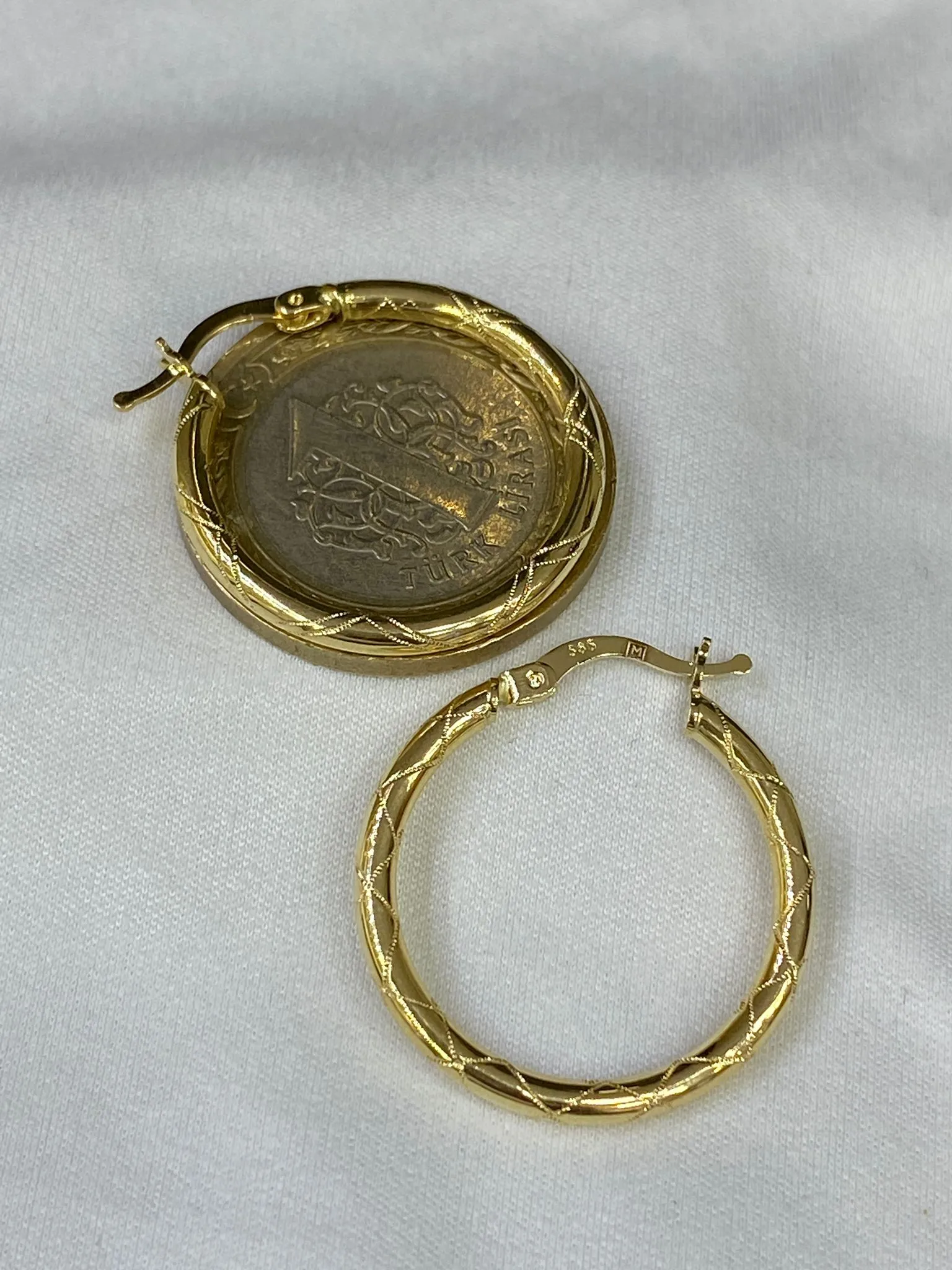 Favori Marka Halka Model Küpe 