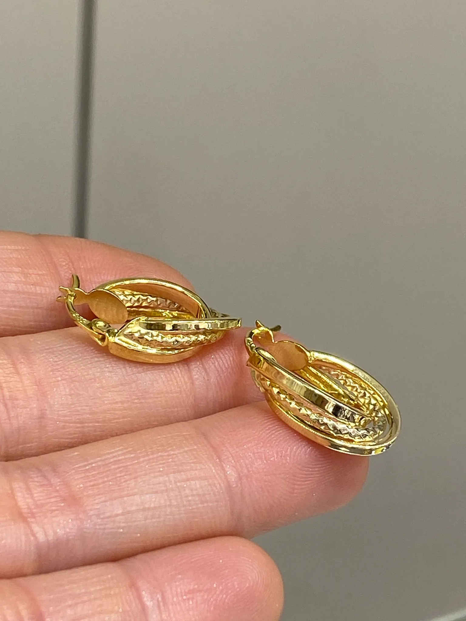 Favori Marka İtalyan Model Küpe