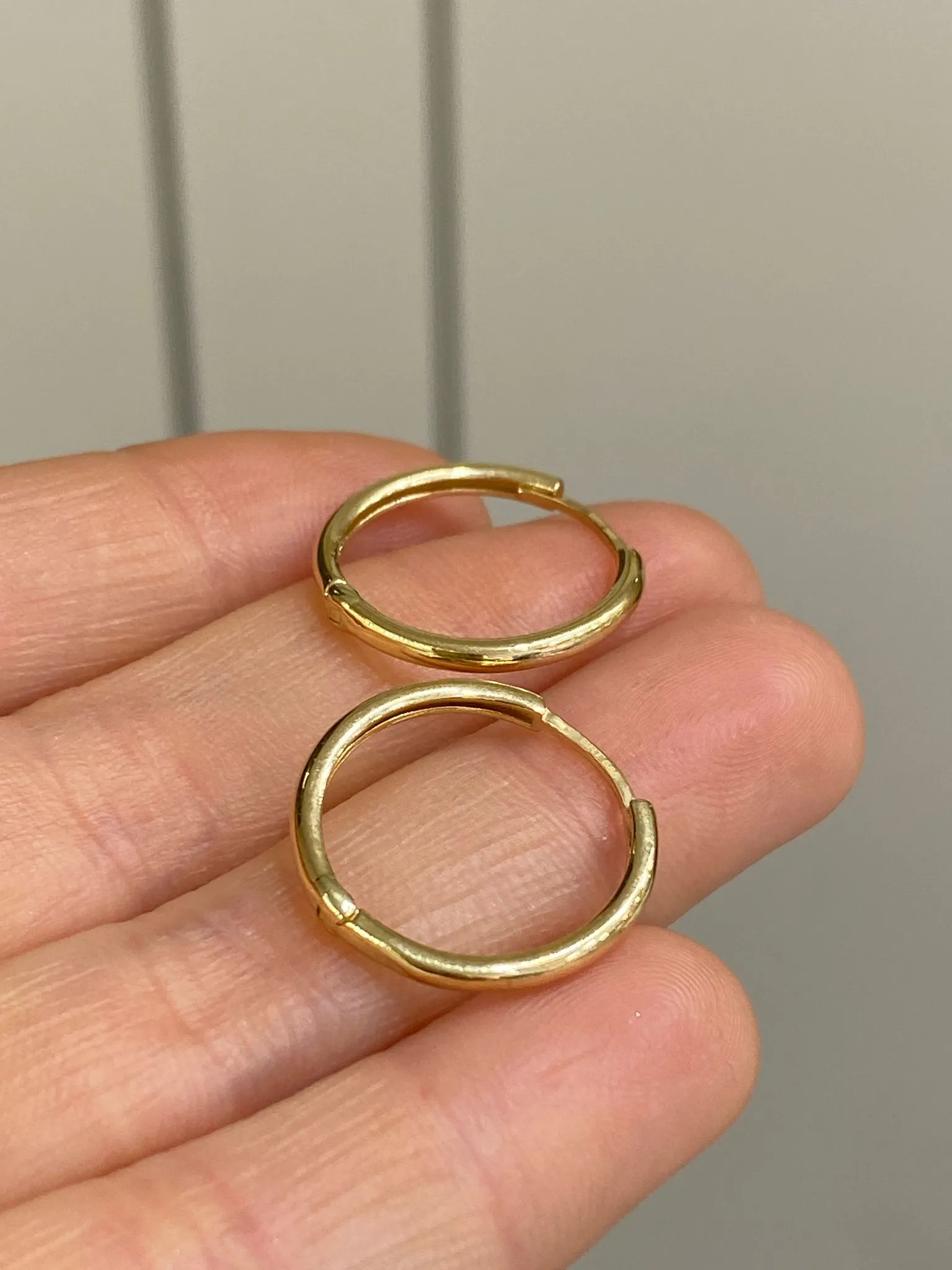 Favori Marka Halka Model Küpe