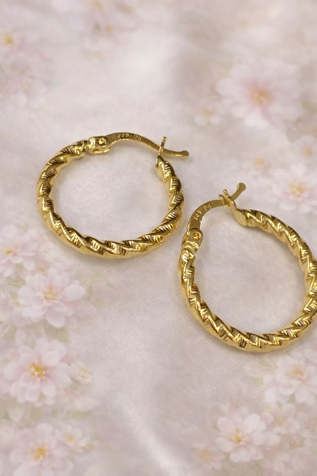 Favori Marka Burma Model küpe