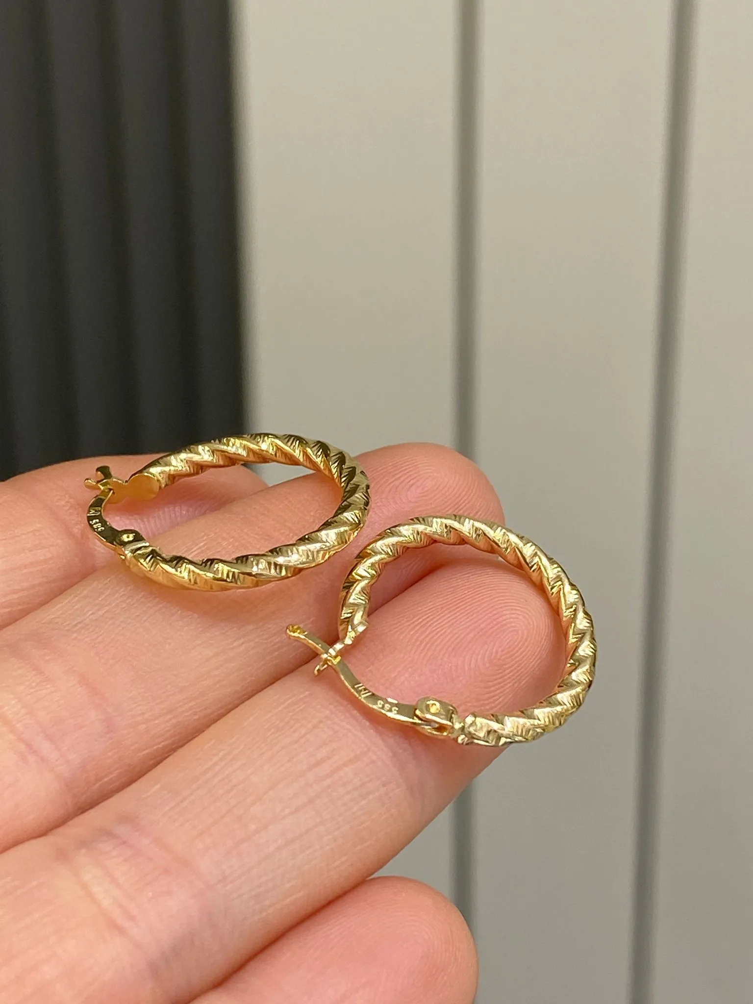 Favori Marka Burma Model küpe