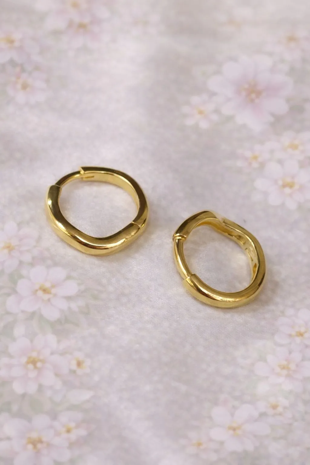 Favori Marka İtalyan Model Küpe