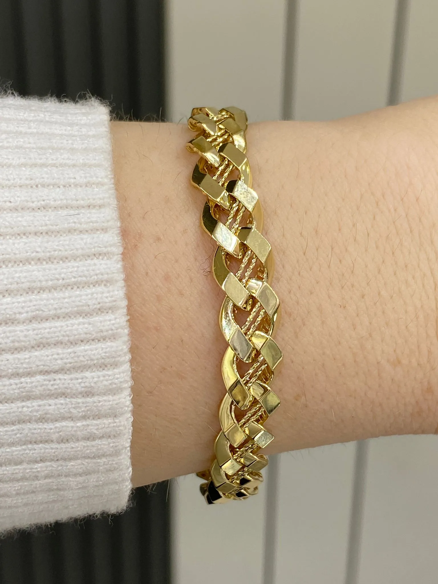 Favori Marka Gurmet Model Bileklik