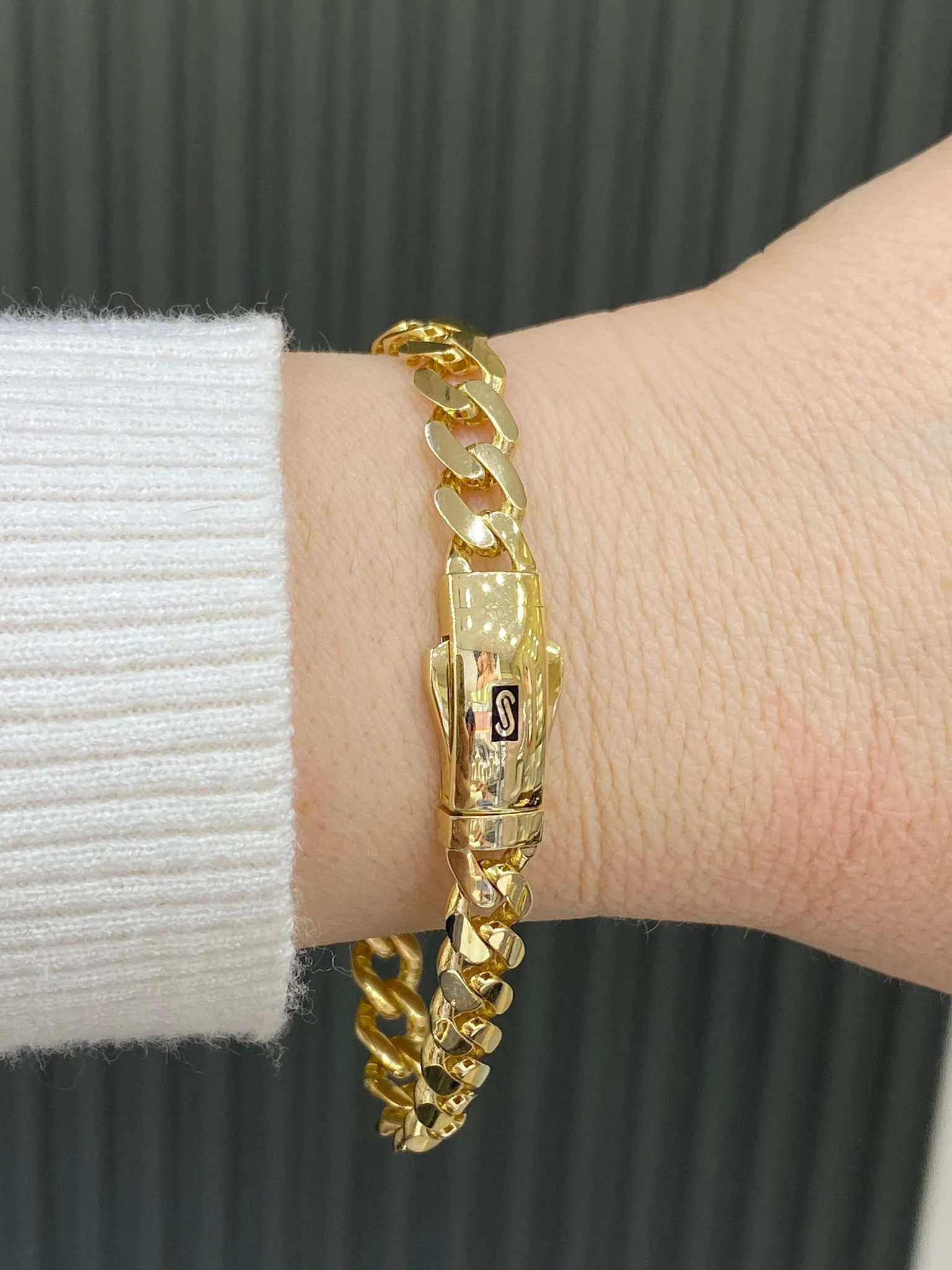 Favori Marka Gurmet Model Bileklik