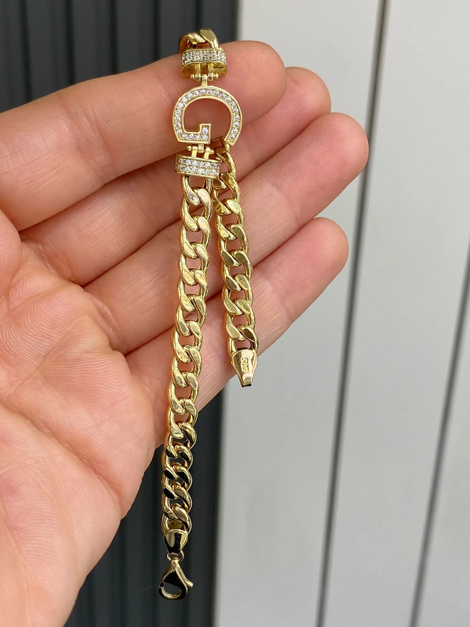 Favori Marka G Harfi Model Bileklik