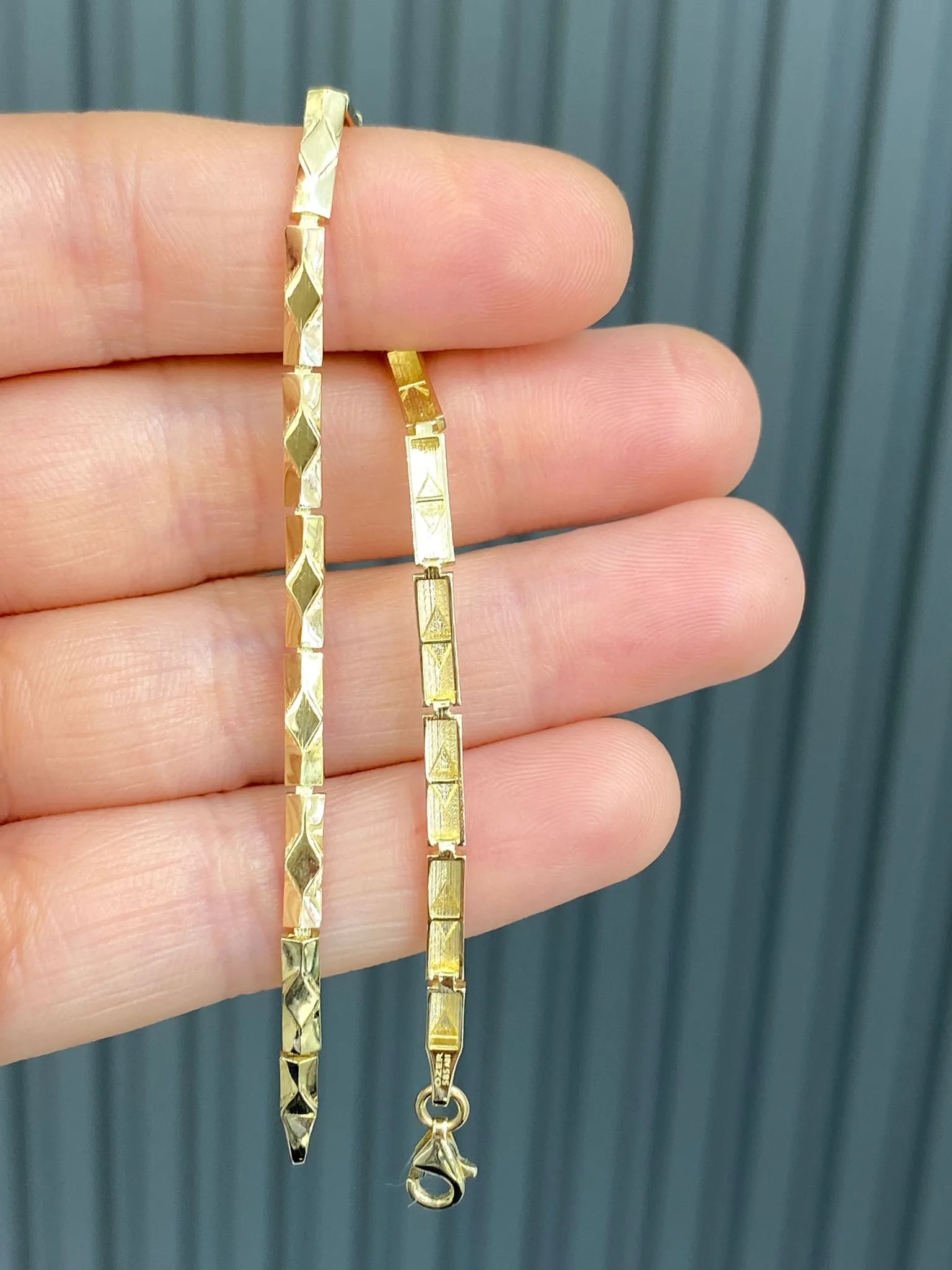 Favori Marka İtalyan Model Bileklik