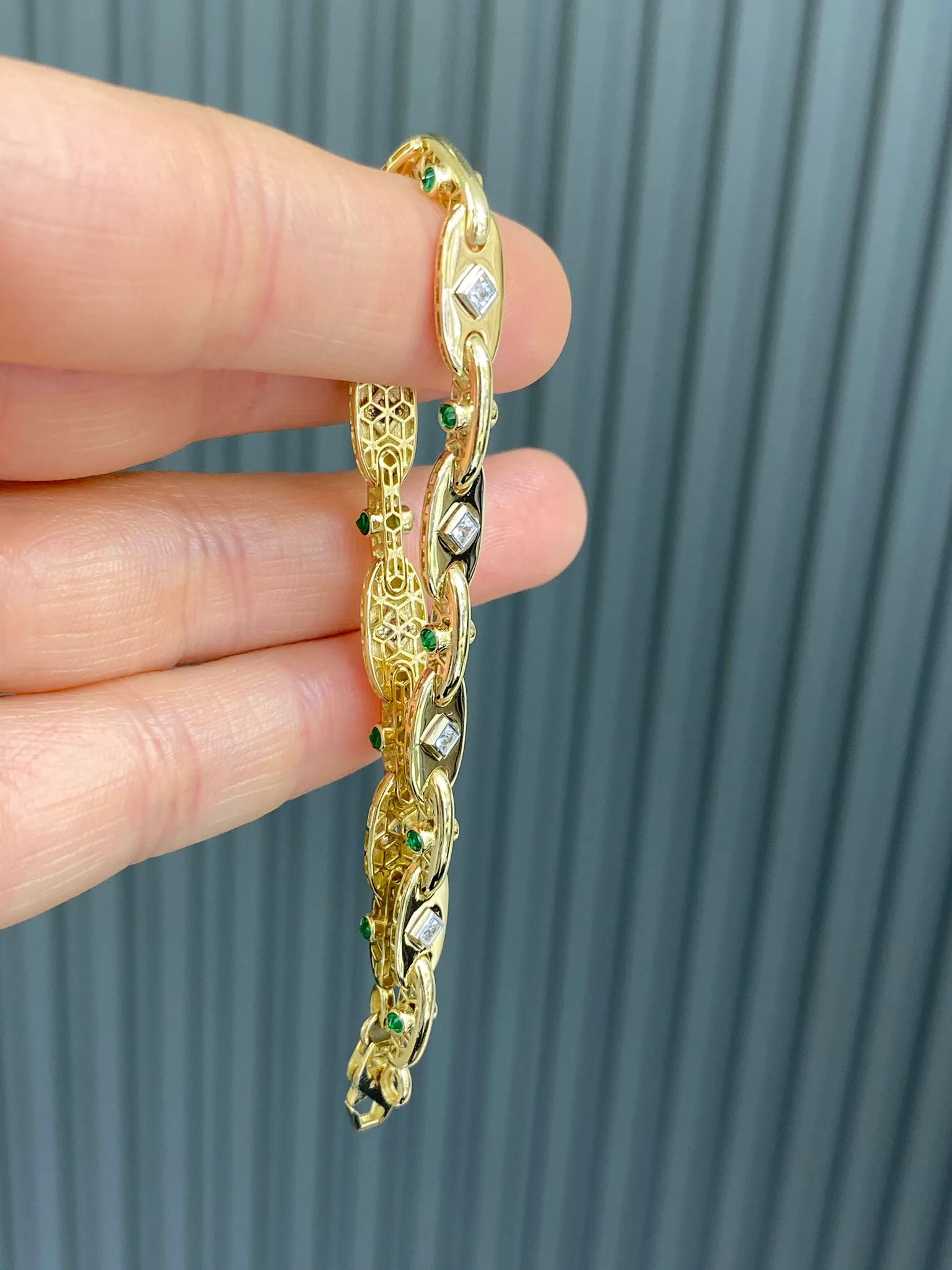 Favori Marka İtalyan Model Bileklik