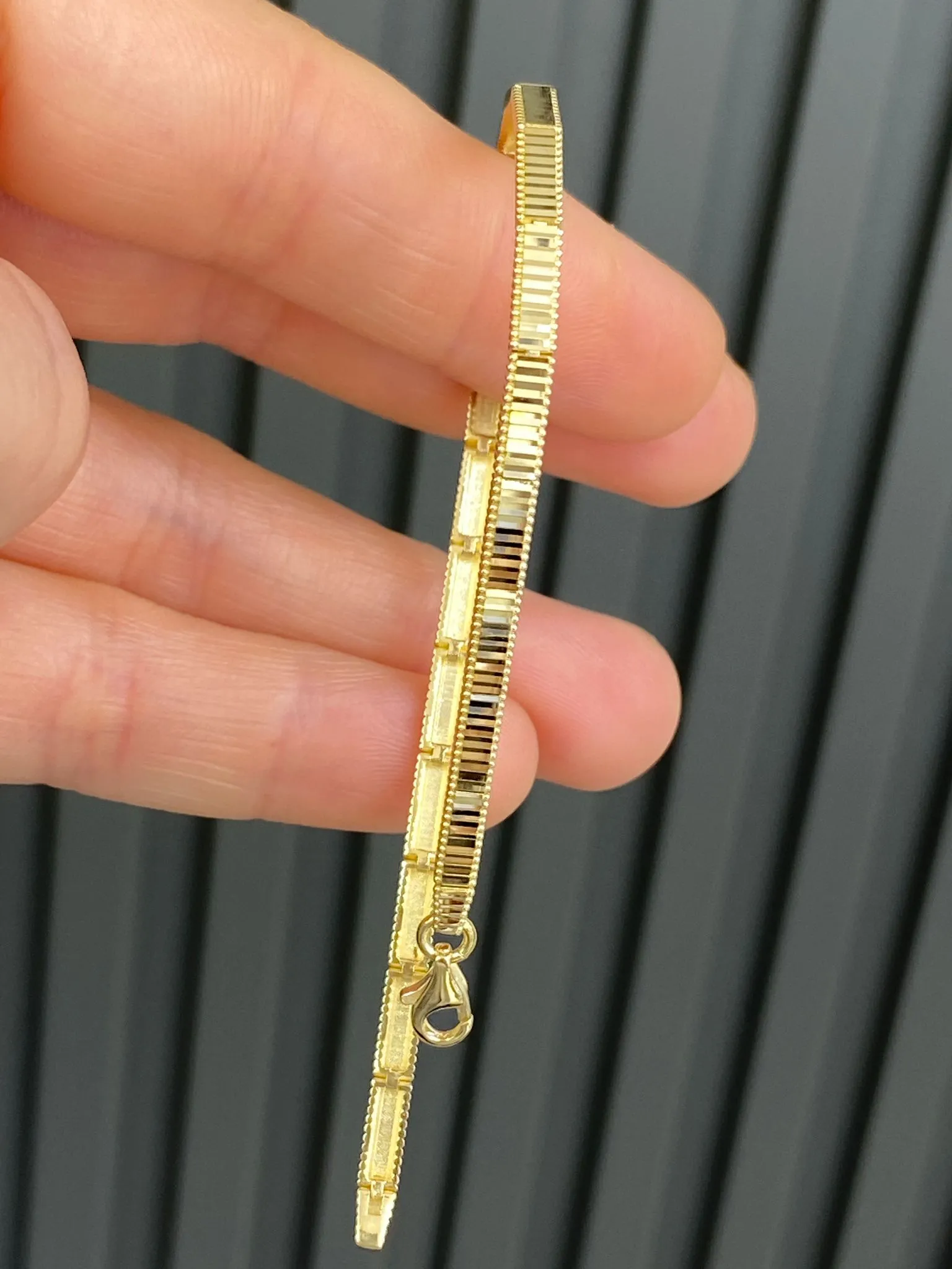 Favori Marka İtalyan Model Bileklik