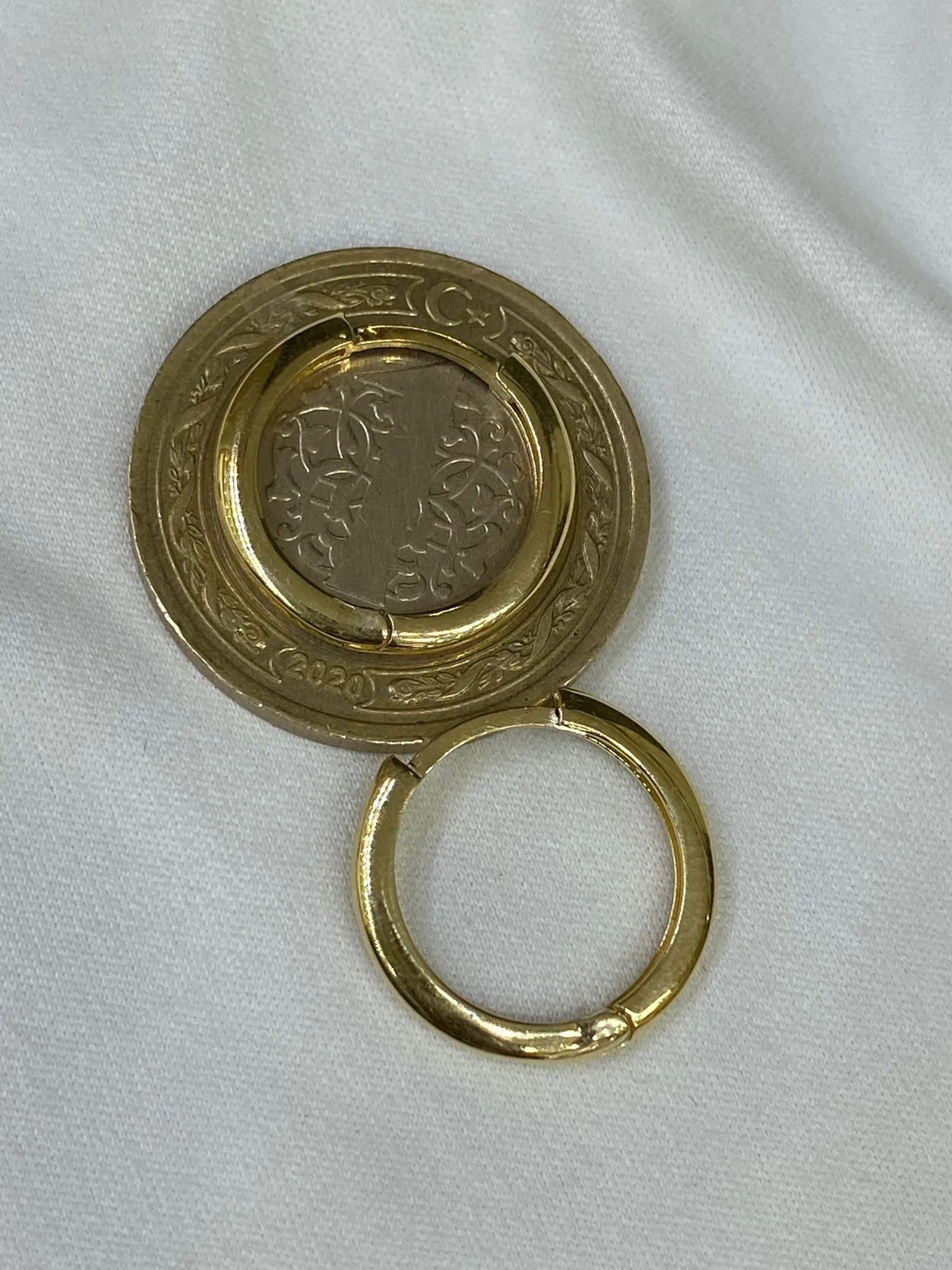 Favori Marka Halka Model Küpe