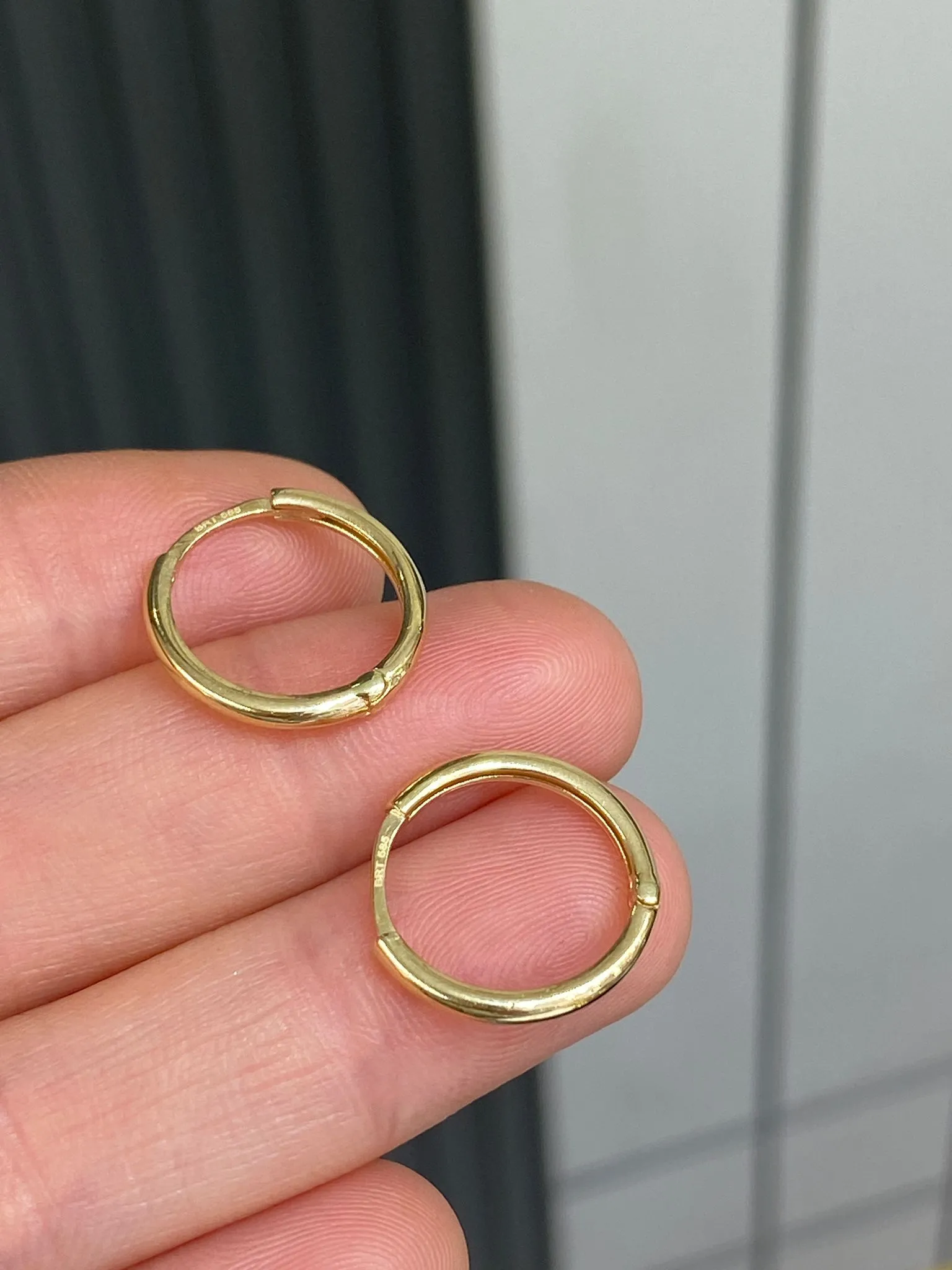 Favori Marka Halka Model Küpe