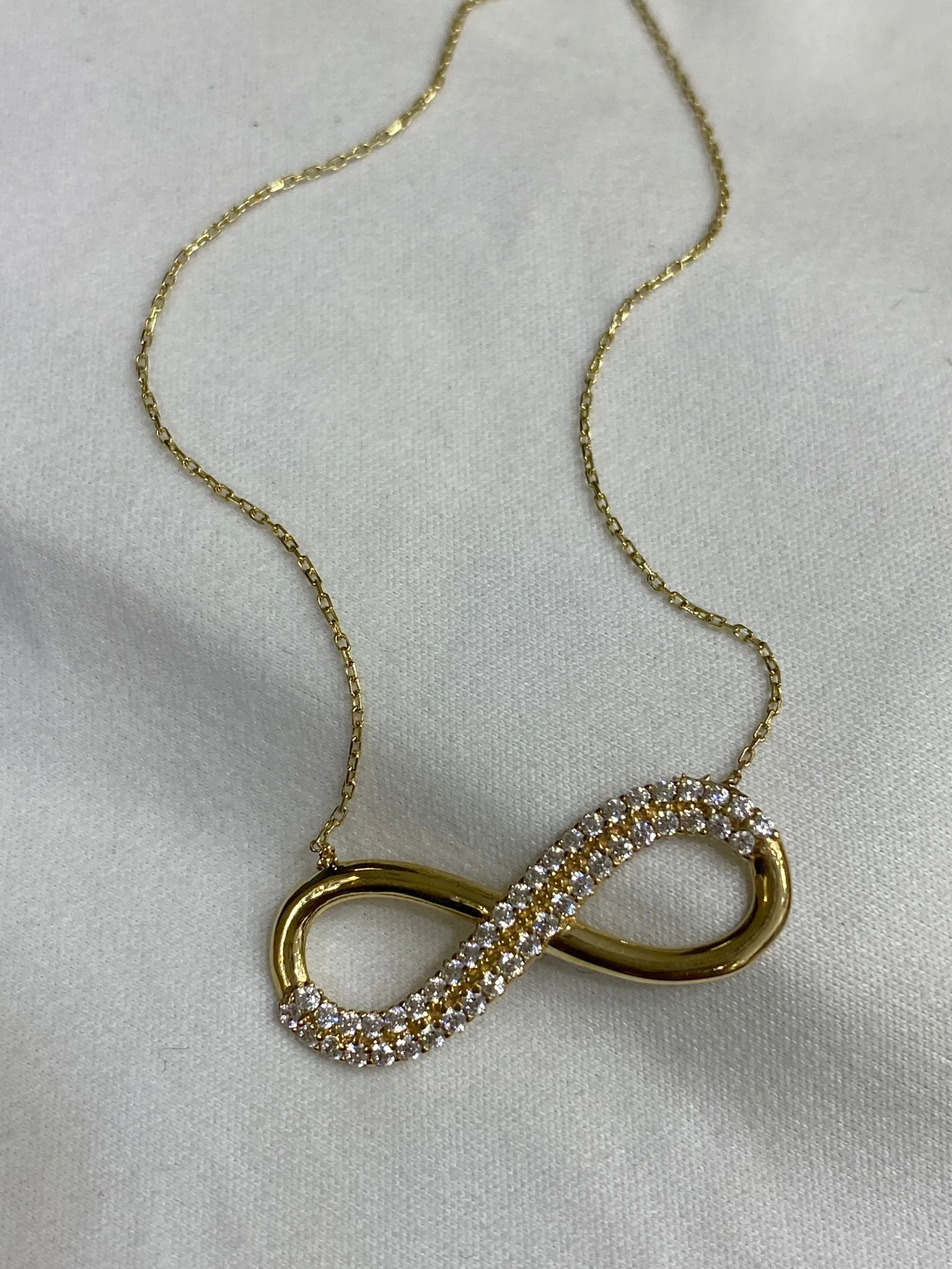 Favori Marka Sonsuzluk Model Kolye