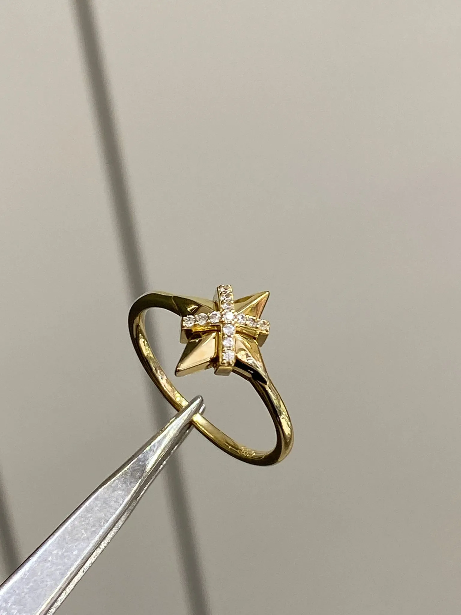 Favori Marka İtalyan Model Yüzük