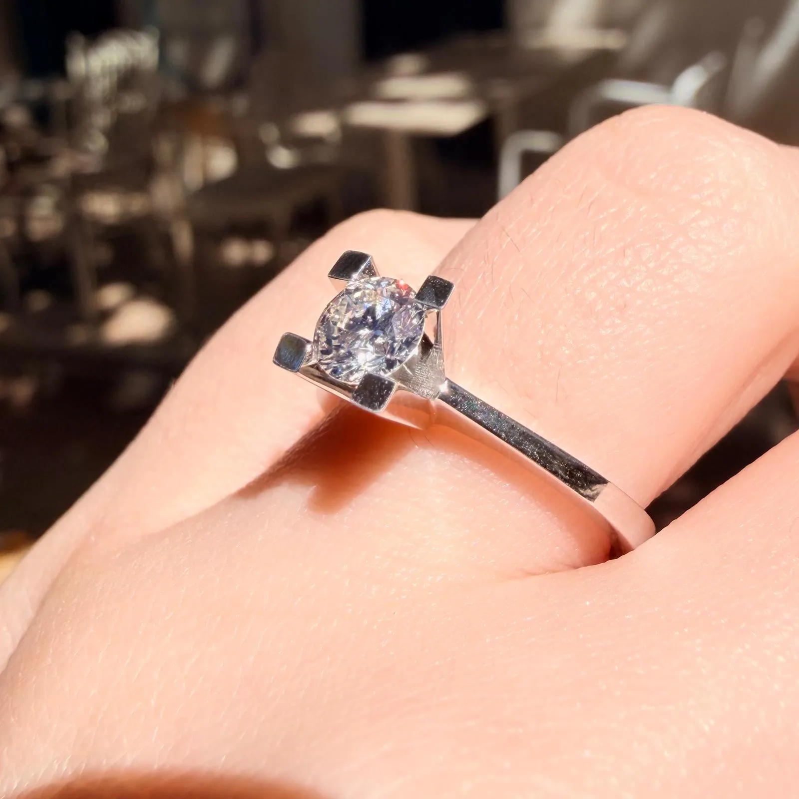 Favori Marka Pırlanta Taşlı Tek Taş Yüzük