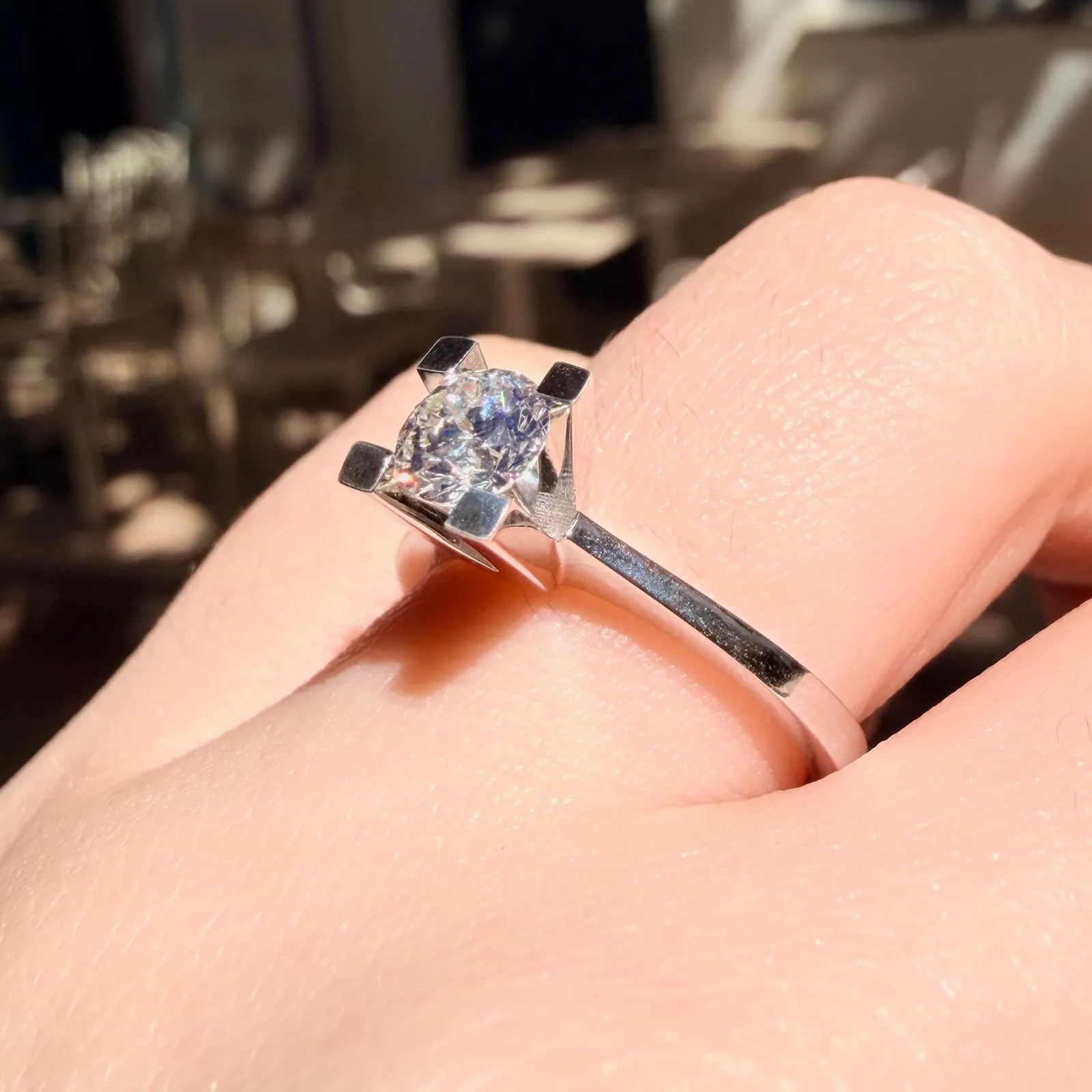 Favori Marka Pırlanta Taşlı Tek Taş Yüzük