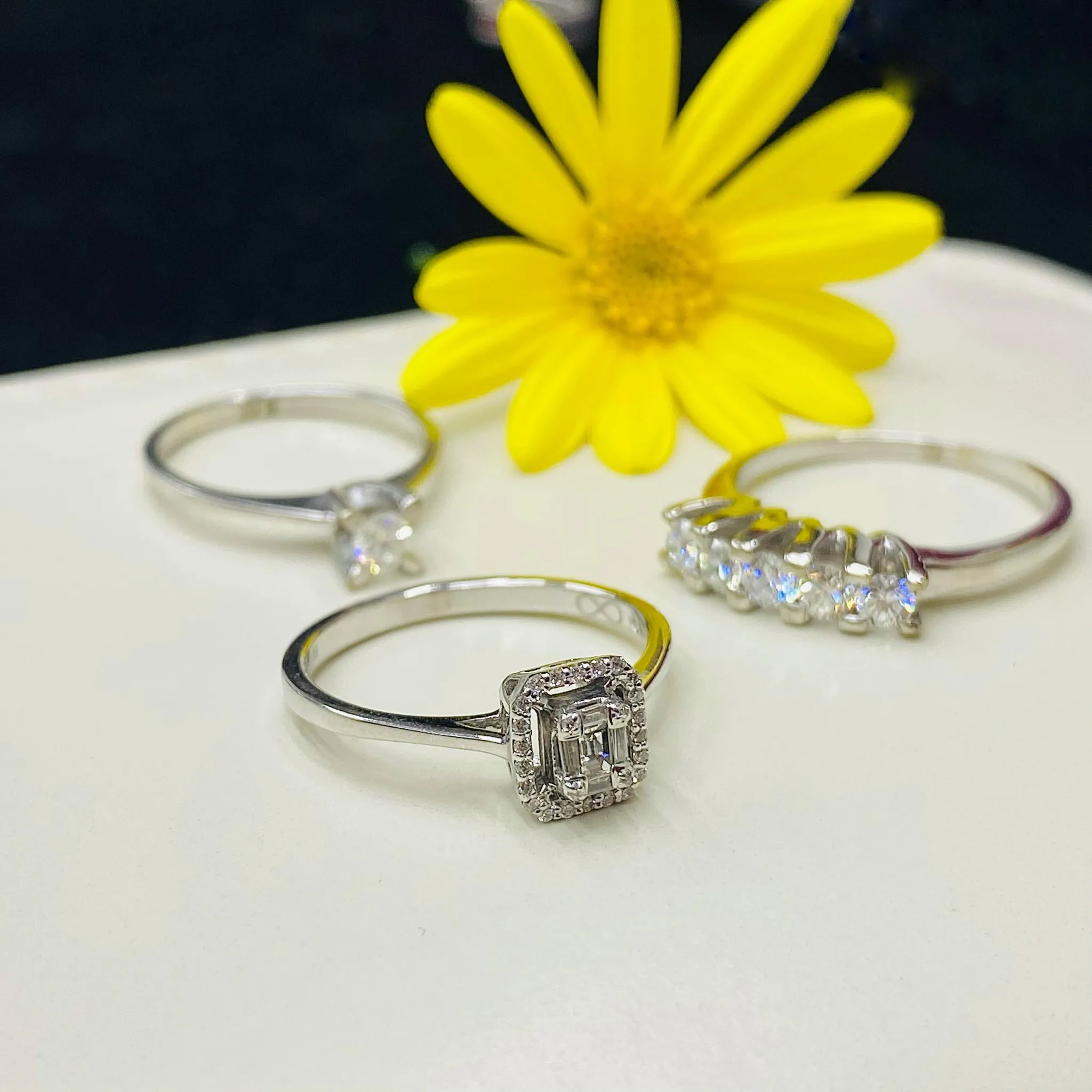 ZEN Marka Pırlanta Taşlı Baget Yüzük