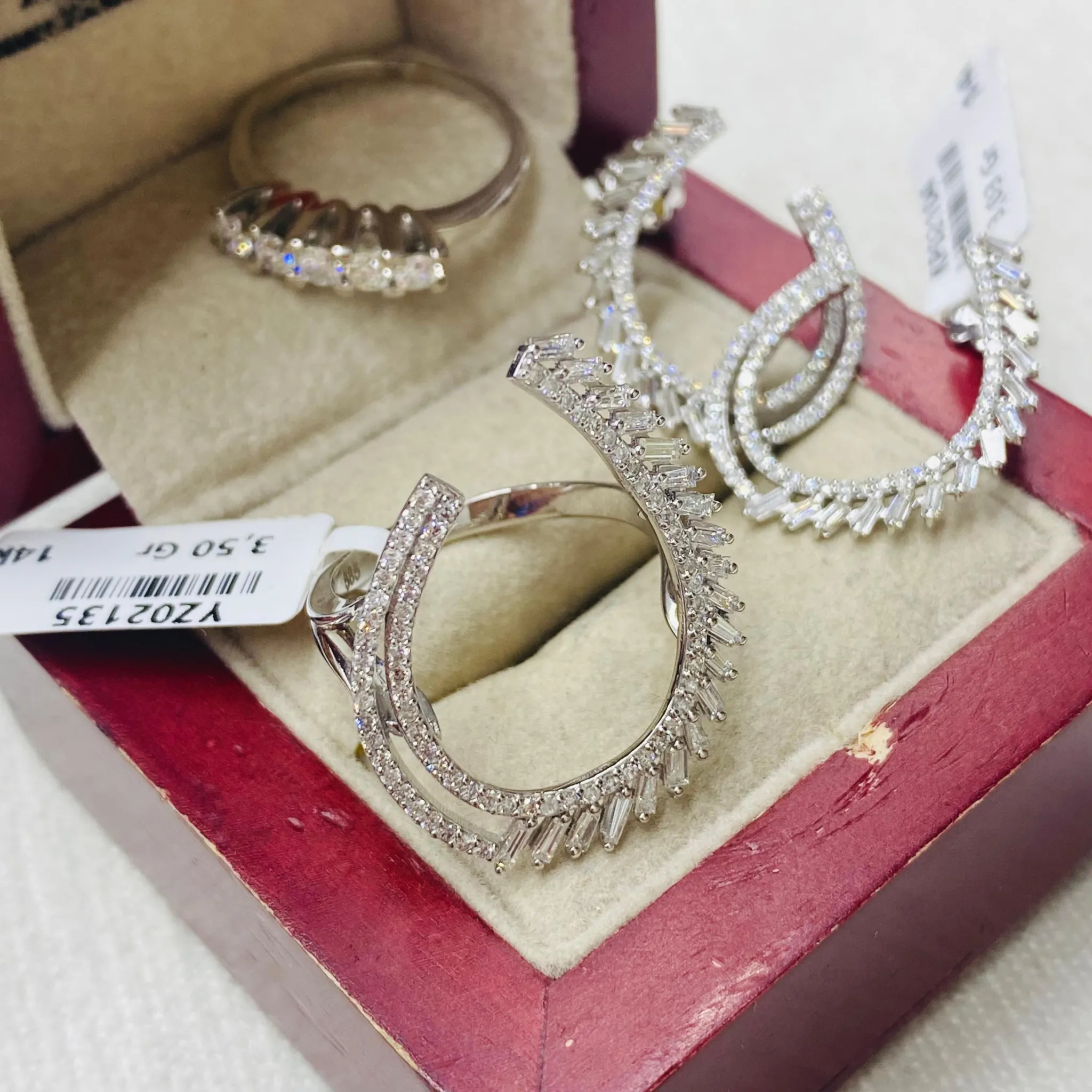 Baget Pırlanta Taşlı Çift Sıra Özel Yapım Yüzük