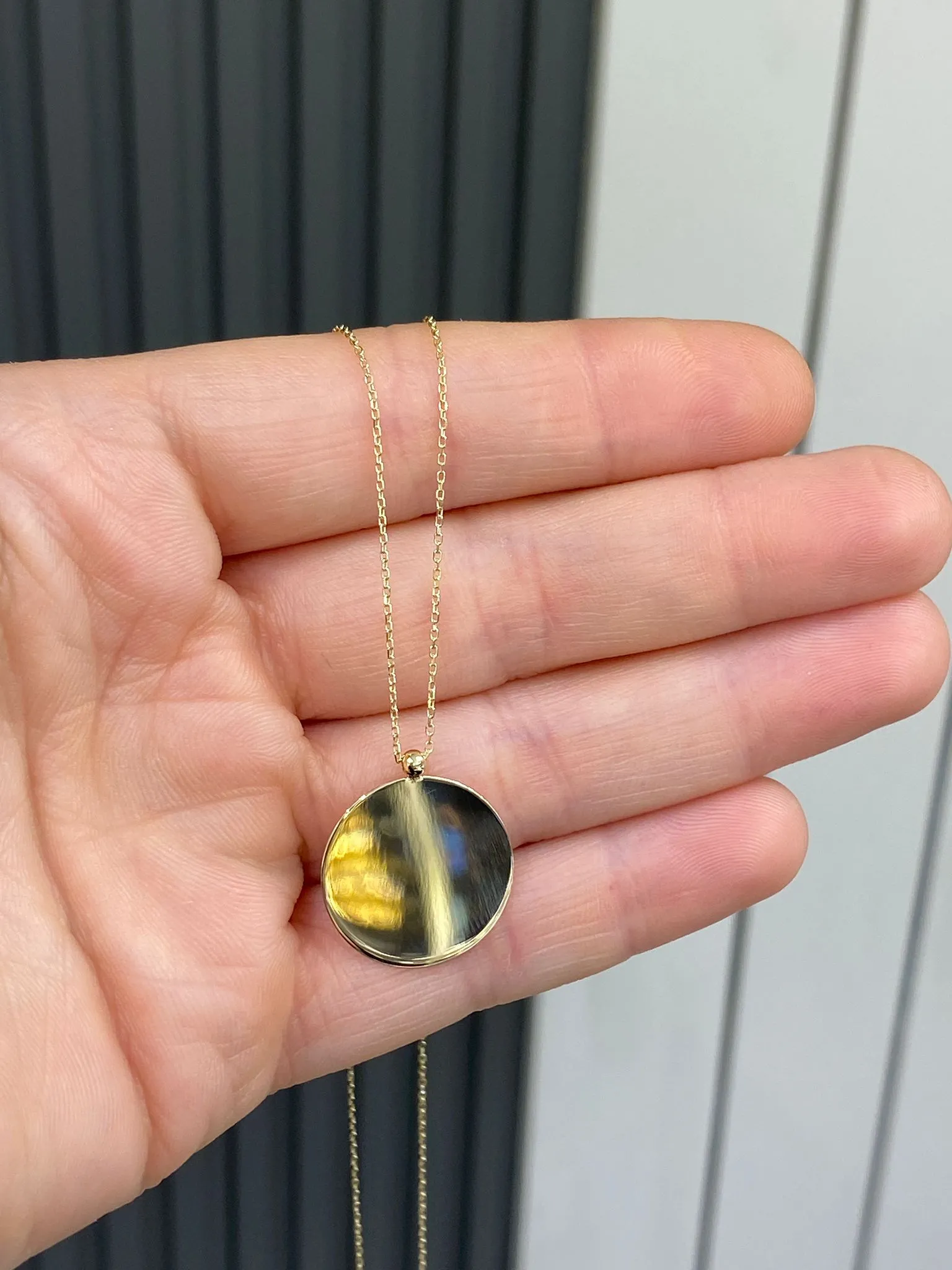 Favori Marka Plaka Model Kolye