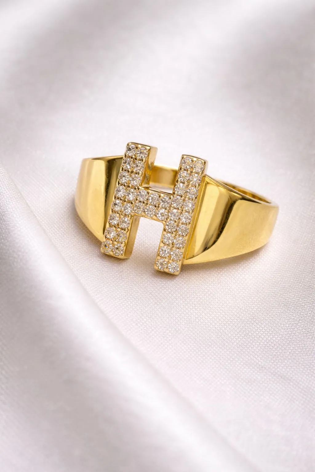 Favori Marka H Harfi Model Yüzük