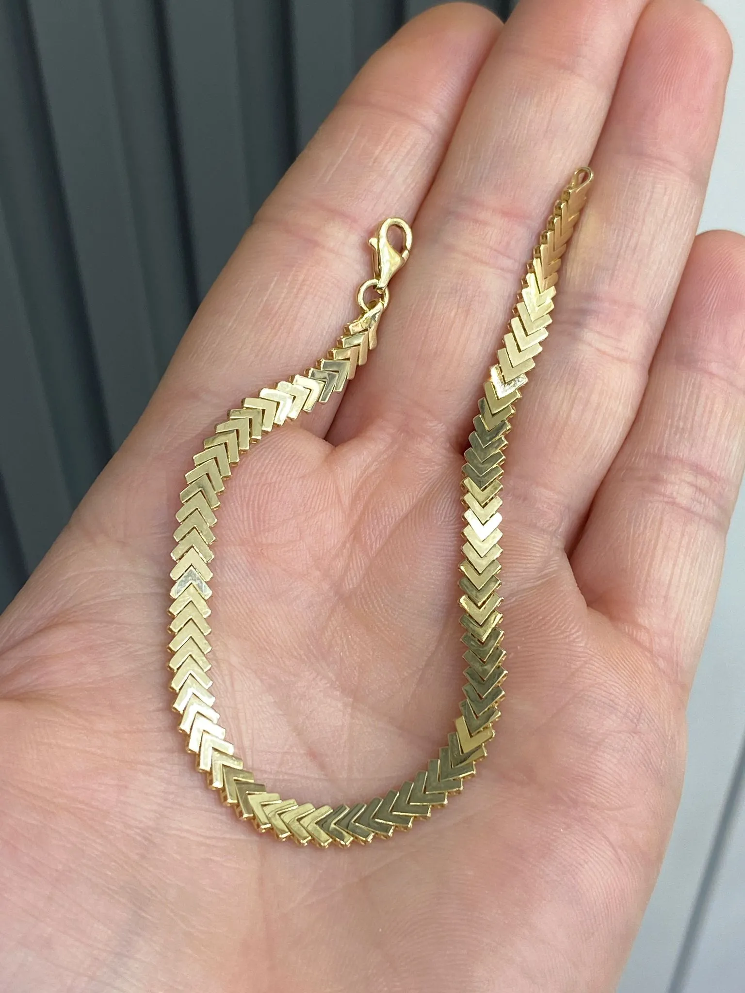 Favori Marka İtlayan Model Bileklik