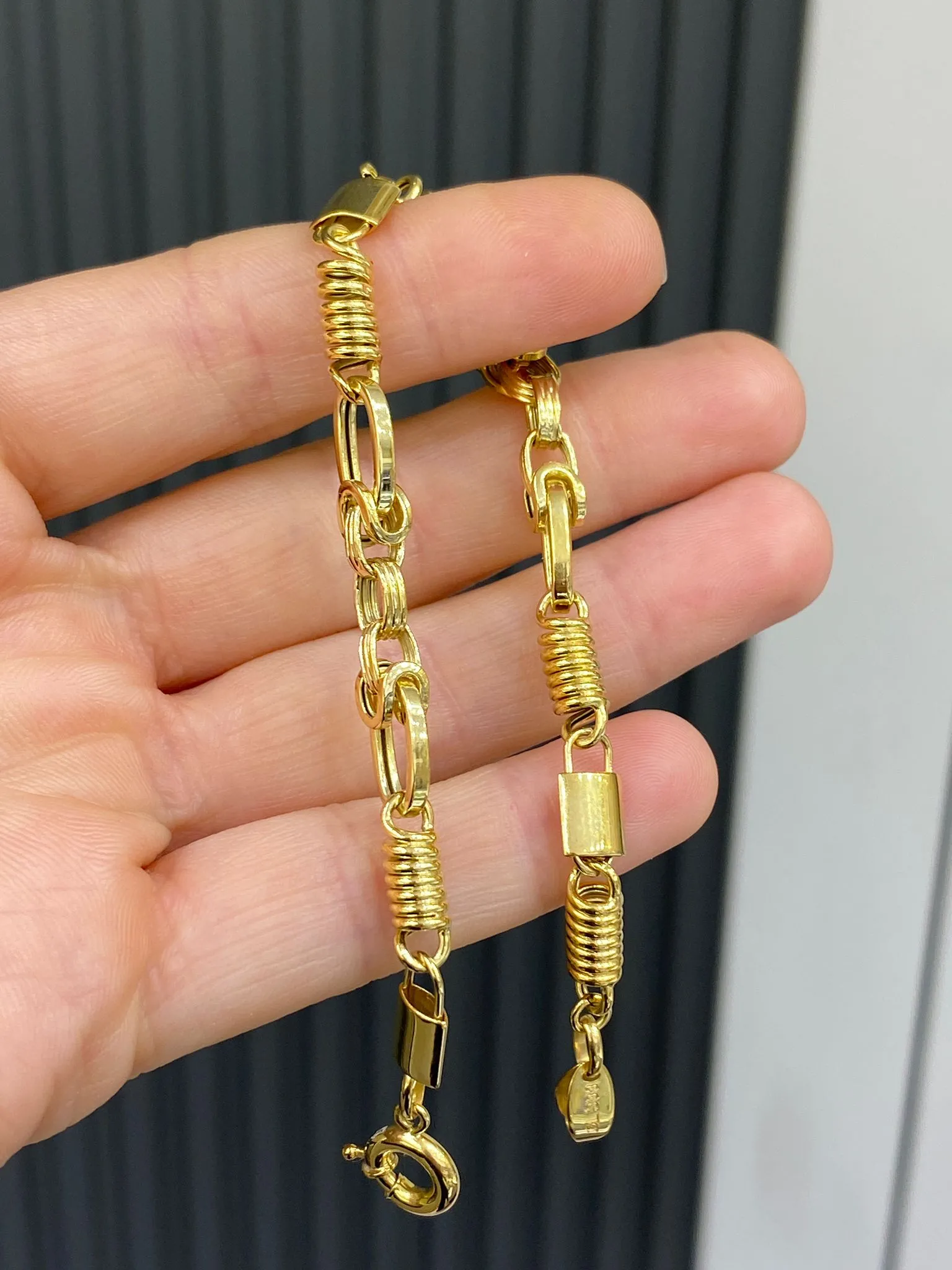 8 Ayar İtalyan Model Bileklik