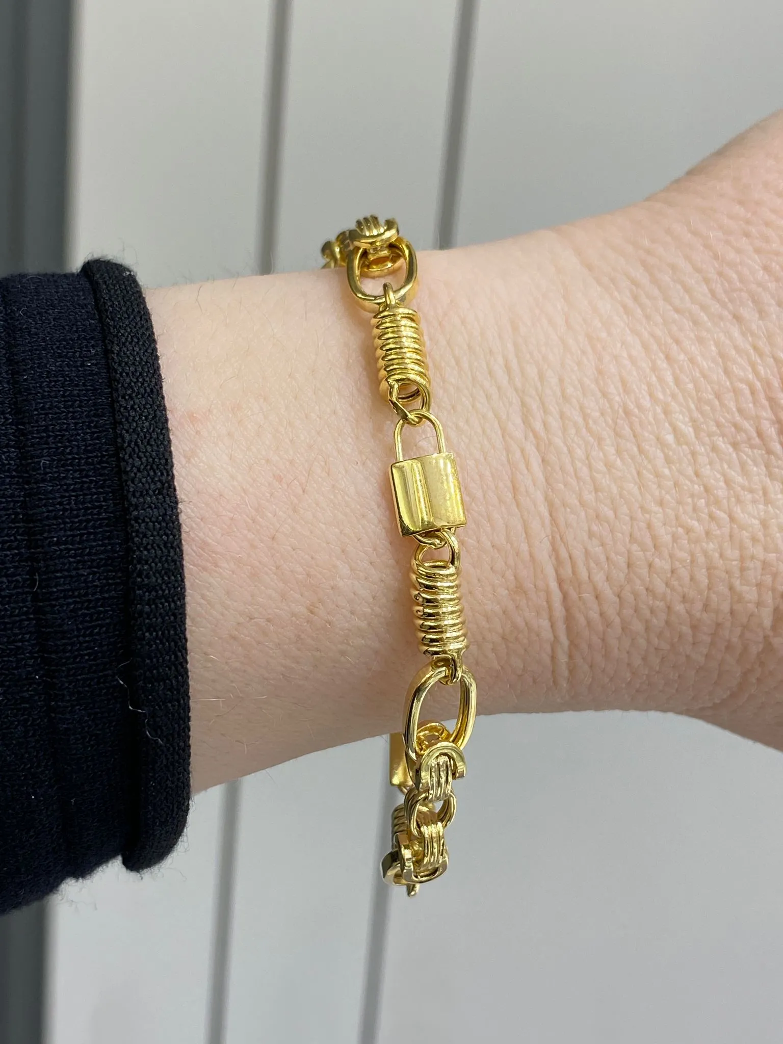 8 Ayar İtalyan Model Bileklik