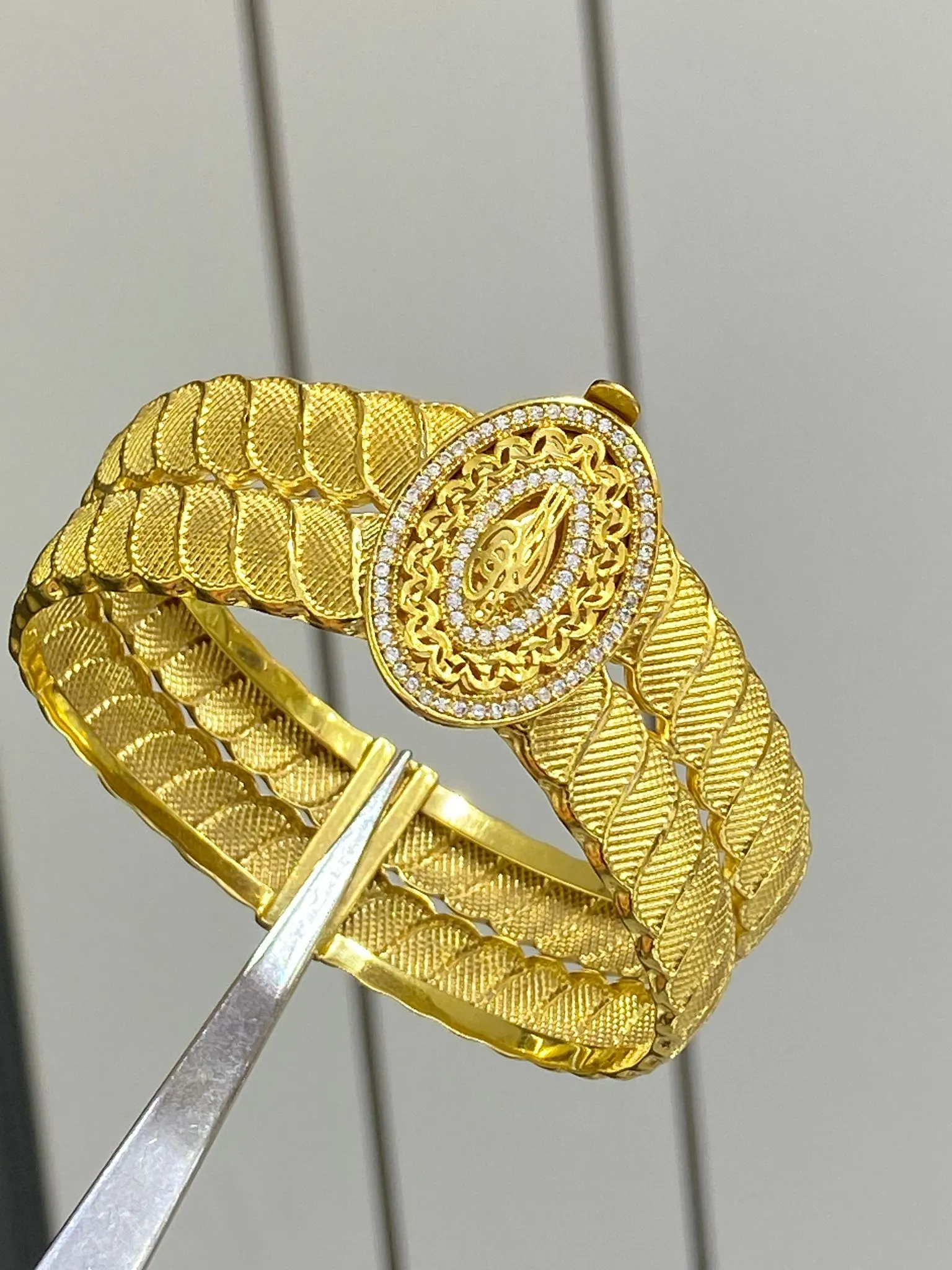 8 Ayar Tuğralı Model Kelepçe