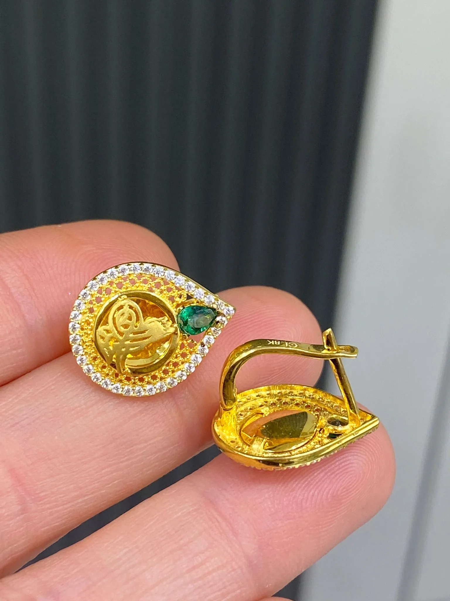 8 Ayar Tuğralı Model Küpe