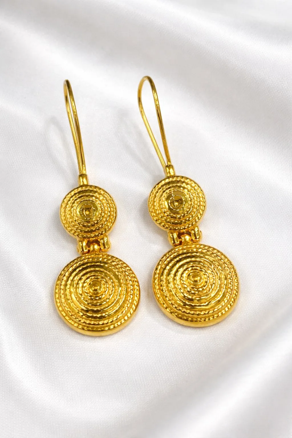 8 Ayar İtalyan Model Küpe