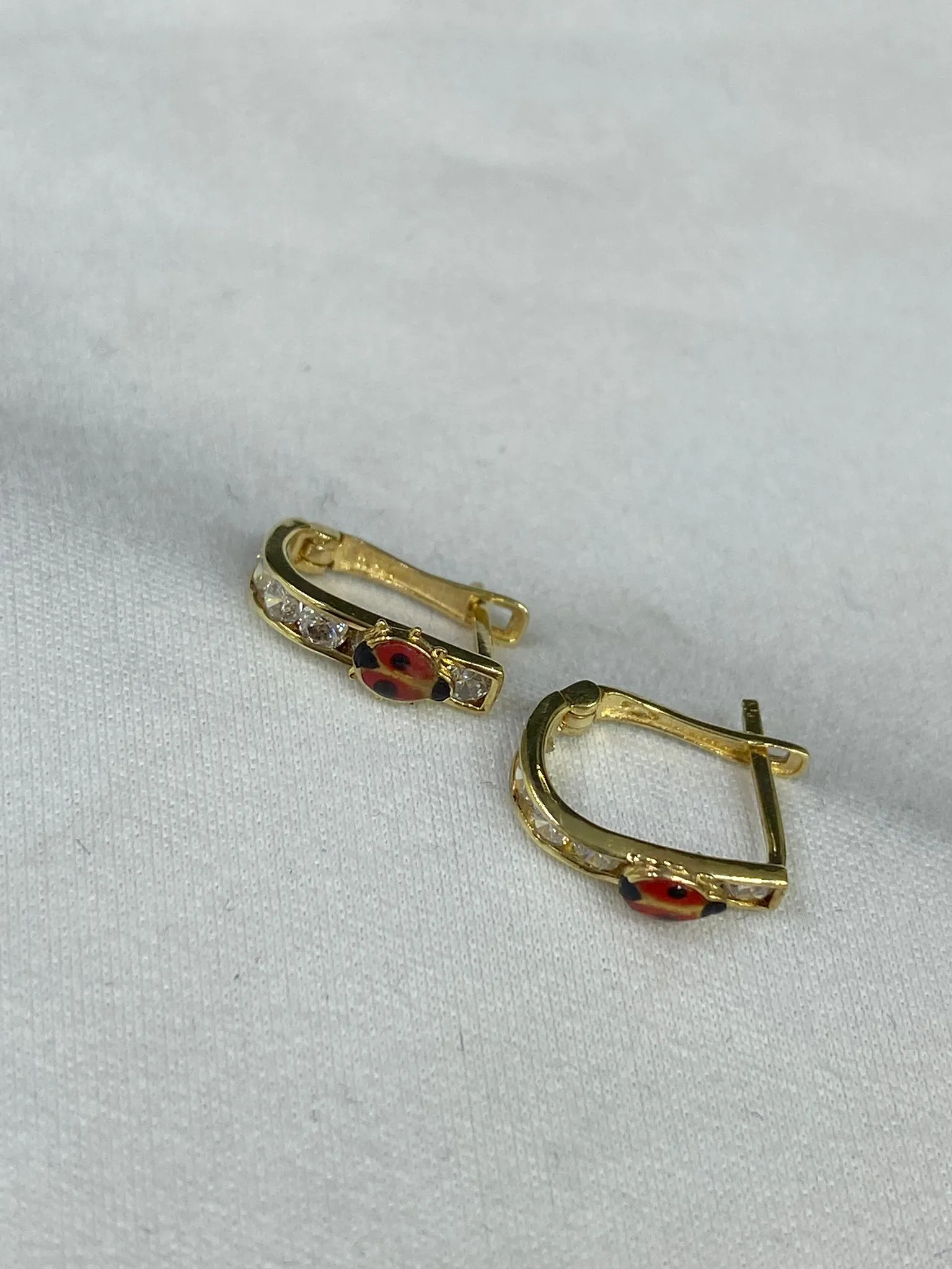 8 Ayar Çocuk Model Küpe