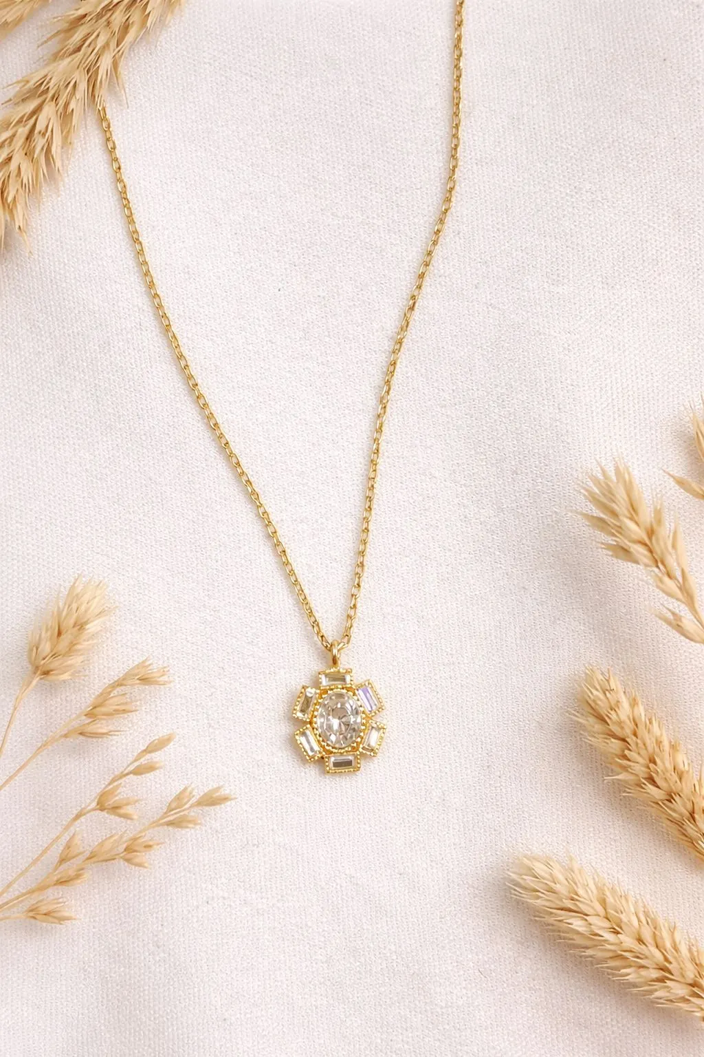 8 Ayar İtalyan Model Kolye