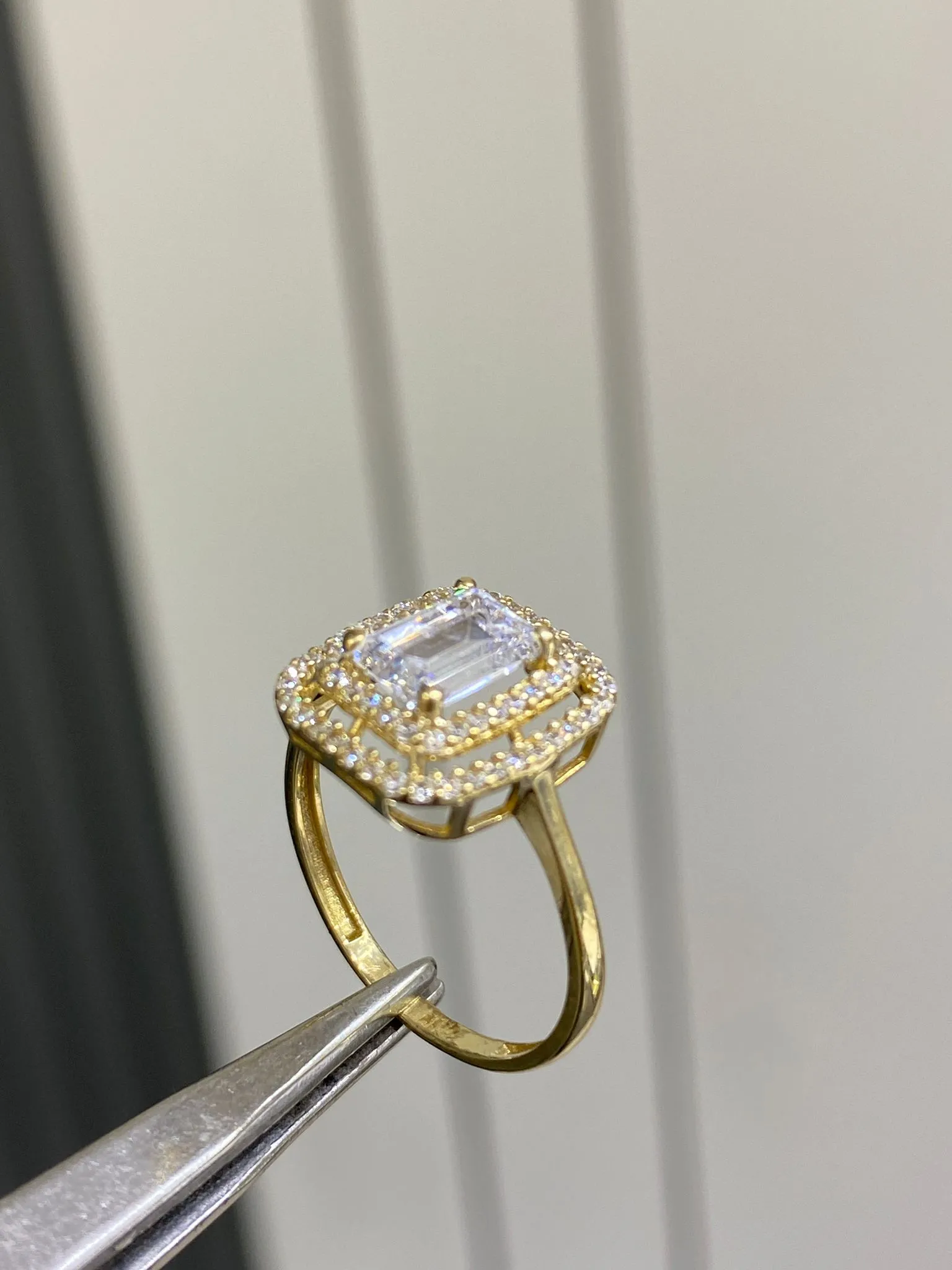 8 Ayar Baget Model Yüzük