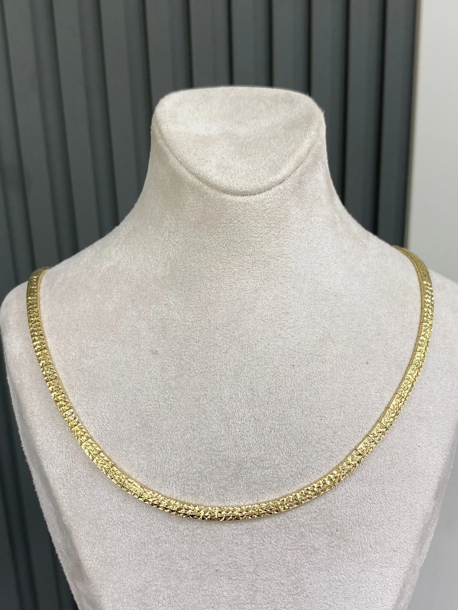 Favori Marka İtalyan Model Gerdanlık