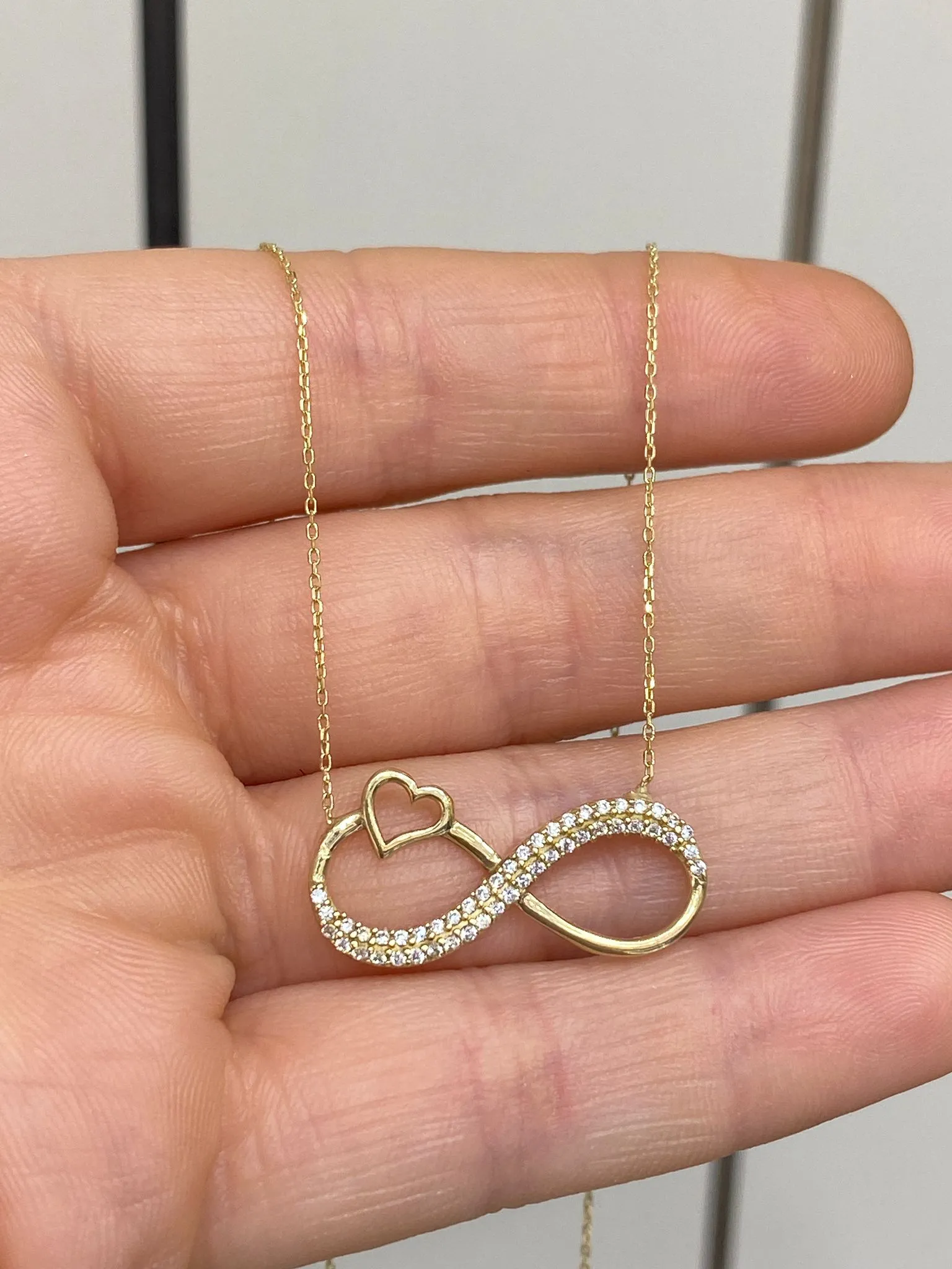 Favori Marka Sonsuzluk Model Kolye