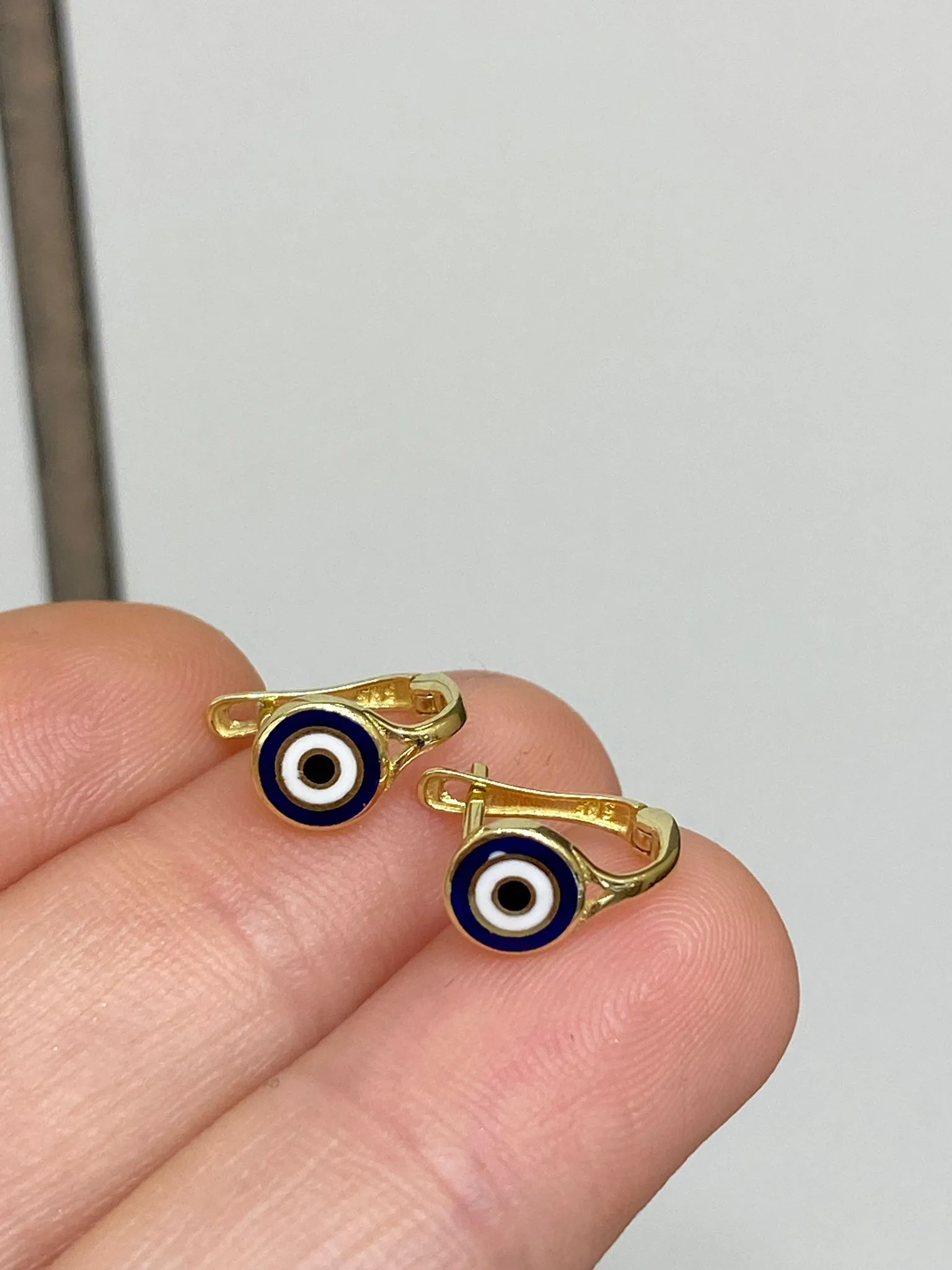 Favori Marka Çok Model Küpe